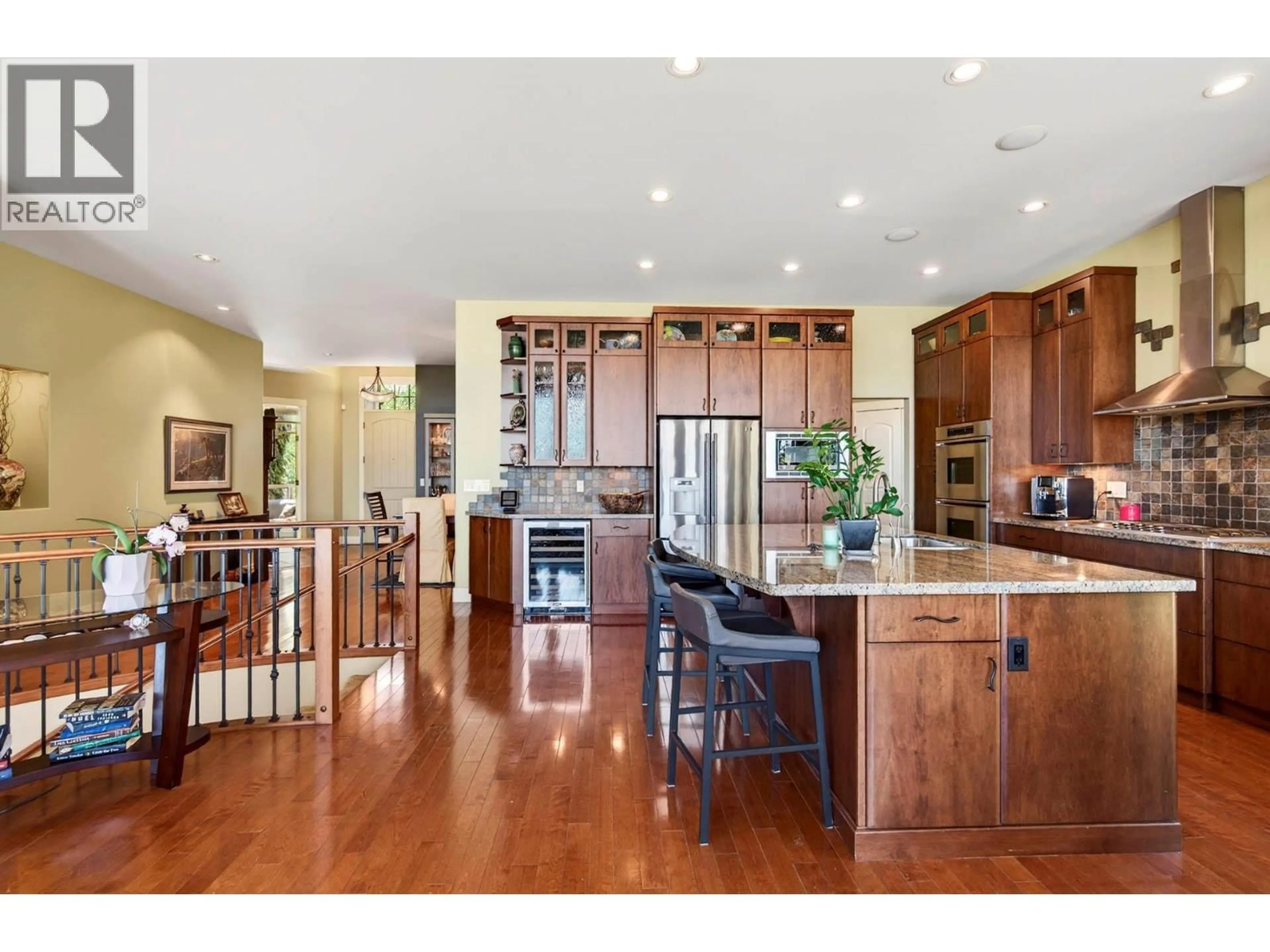 Open concept kitchen, unknown for 424 AZURE PLACE, Kamloops British Columbia V2E2R2