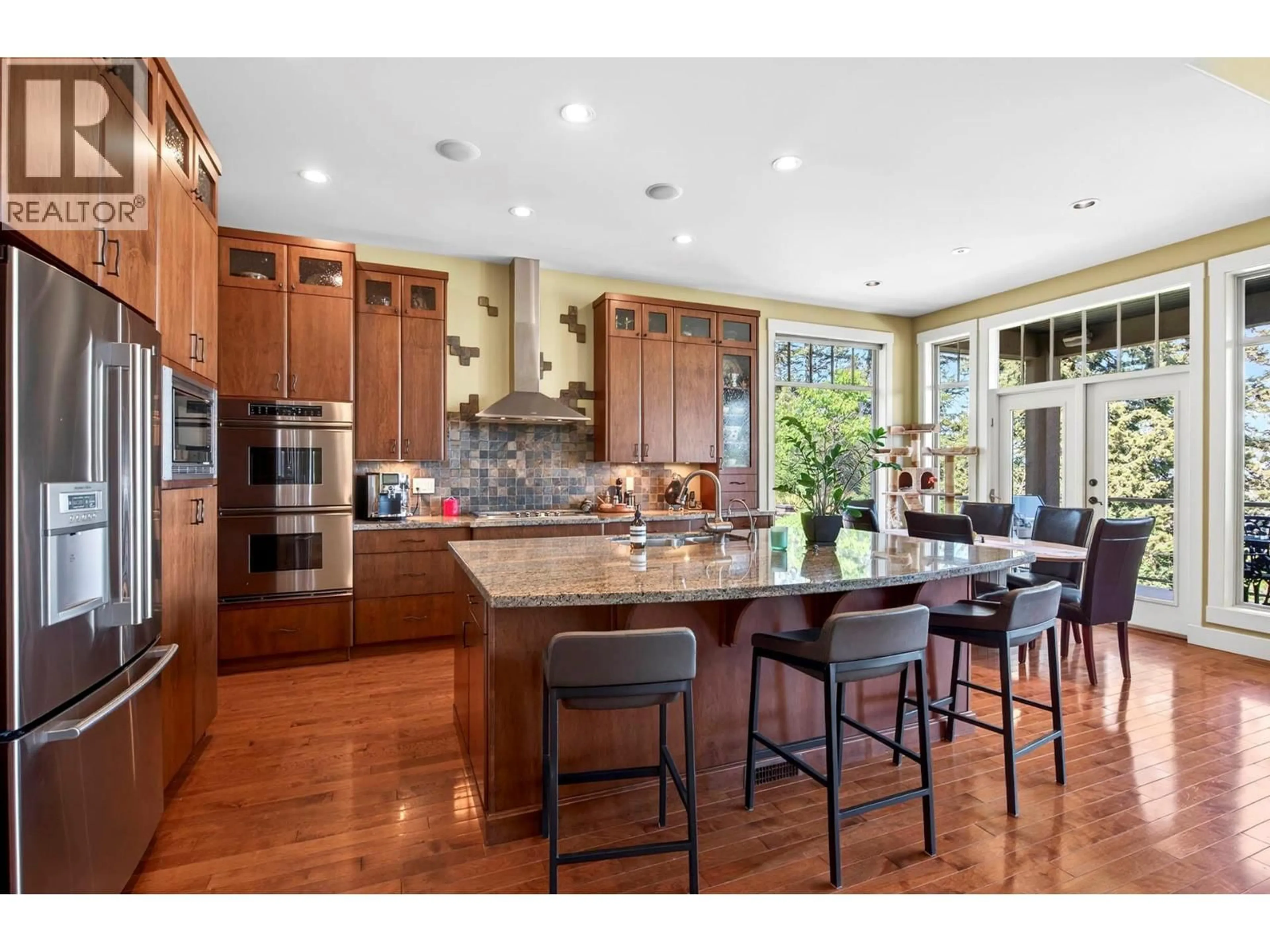 Open concept kitchen, unknown for 424 AZURE PLACE, Kamloops British Columbia V2E2R2