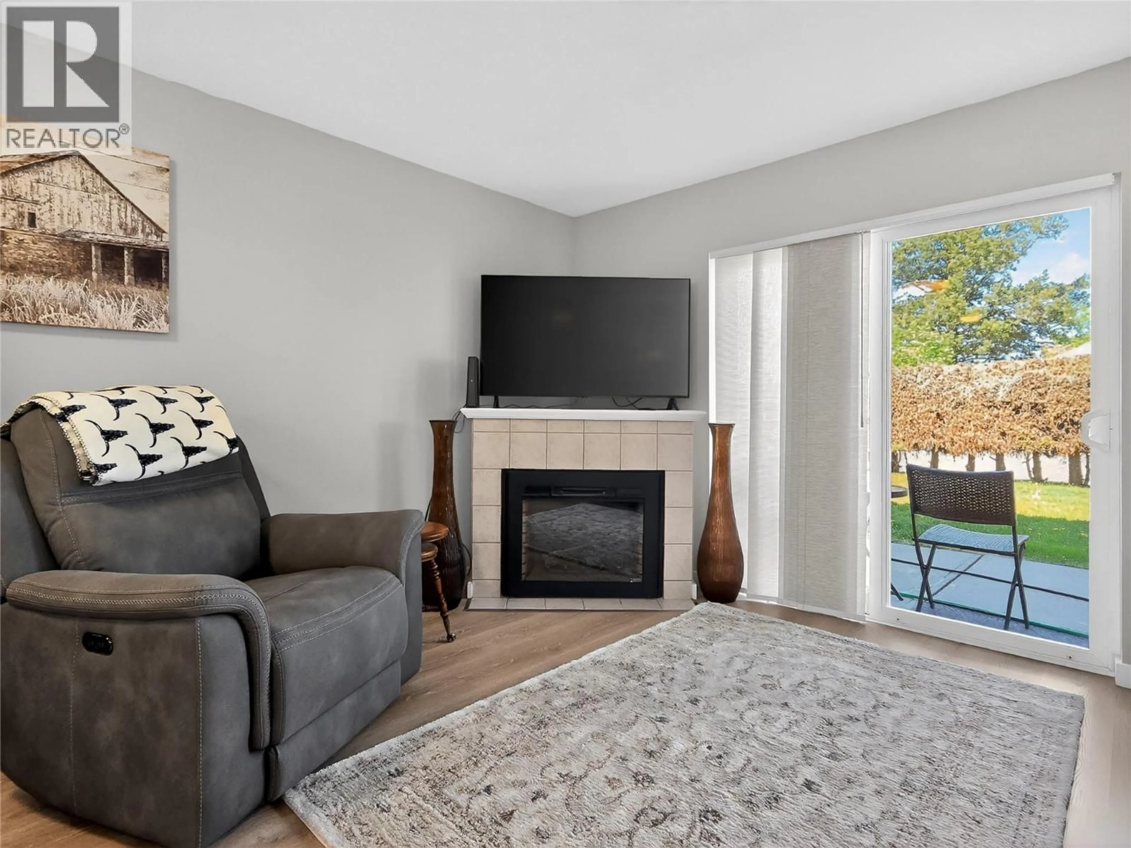 Living room with furniture, unknown for 32 - 807 RAILWAY AVENUE, Ashcroft British Columbia V0K1A0