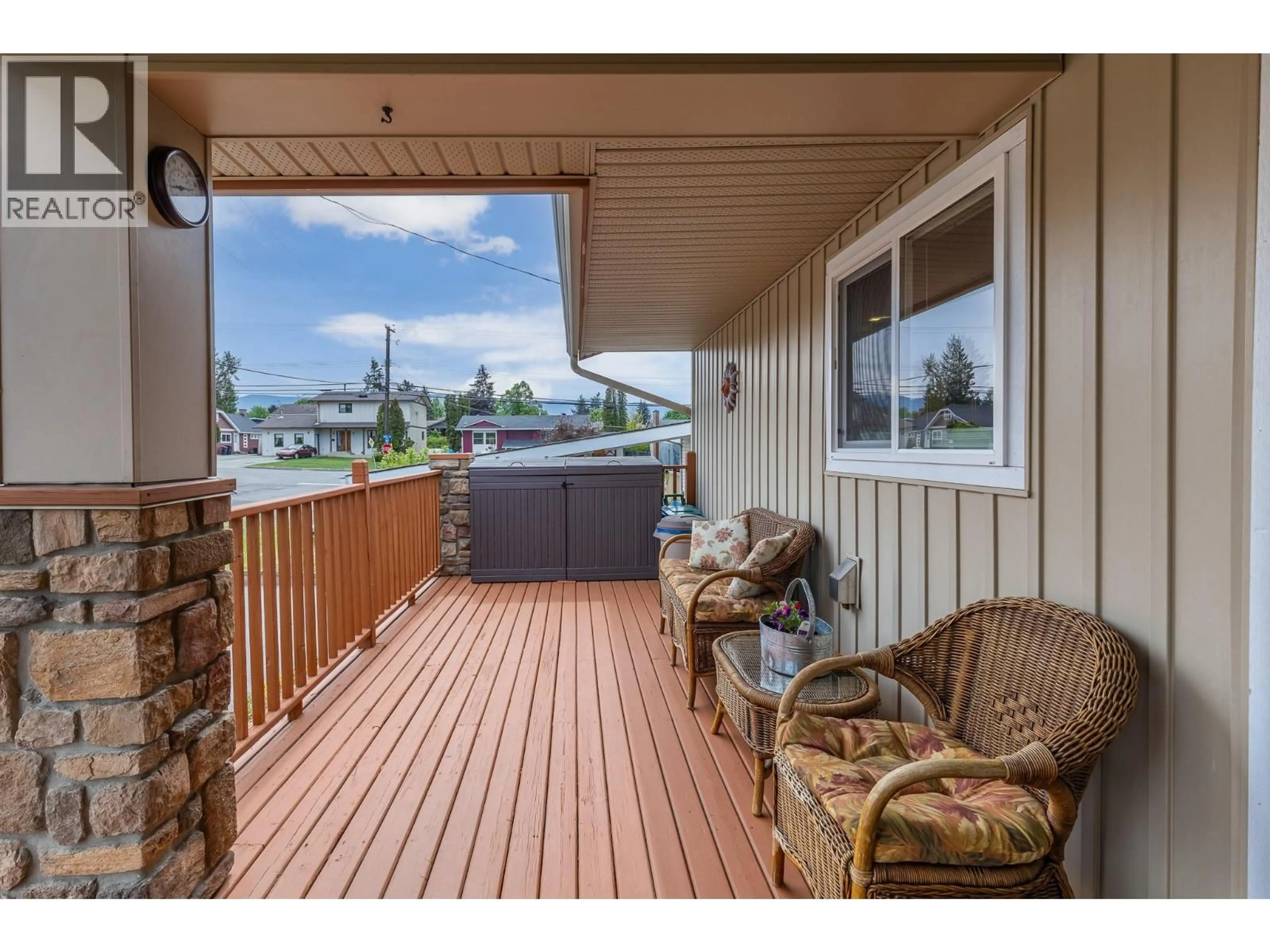 Patio, water/lake/river/ocean view for 3900 14 STREET, Vernon British Columbia V1T3V2