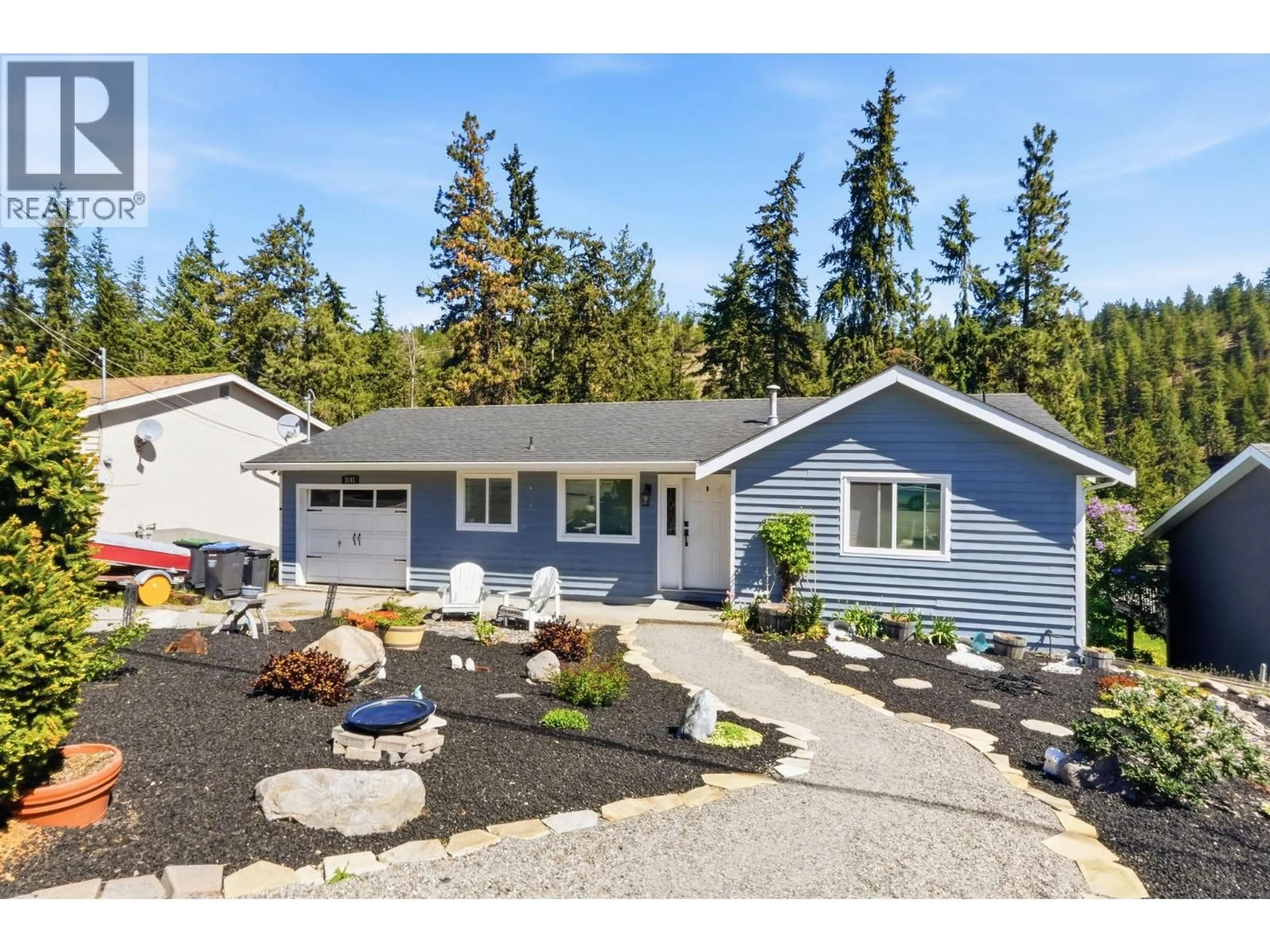 Home with vinyl exterior material, street for 3141 COVENTRY CRESCENT, West Kelowna British Columbia V4T1E8
