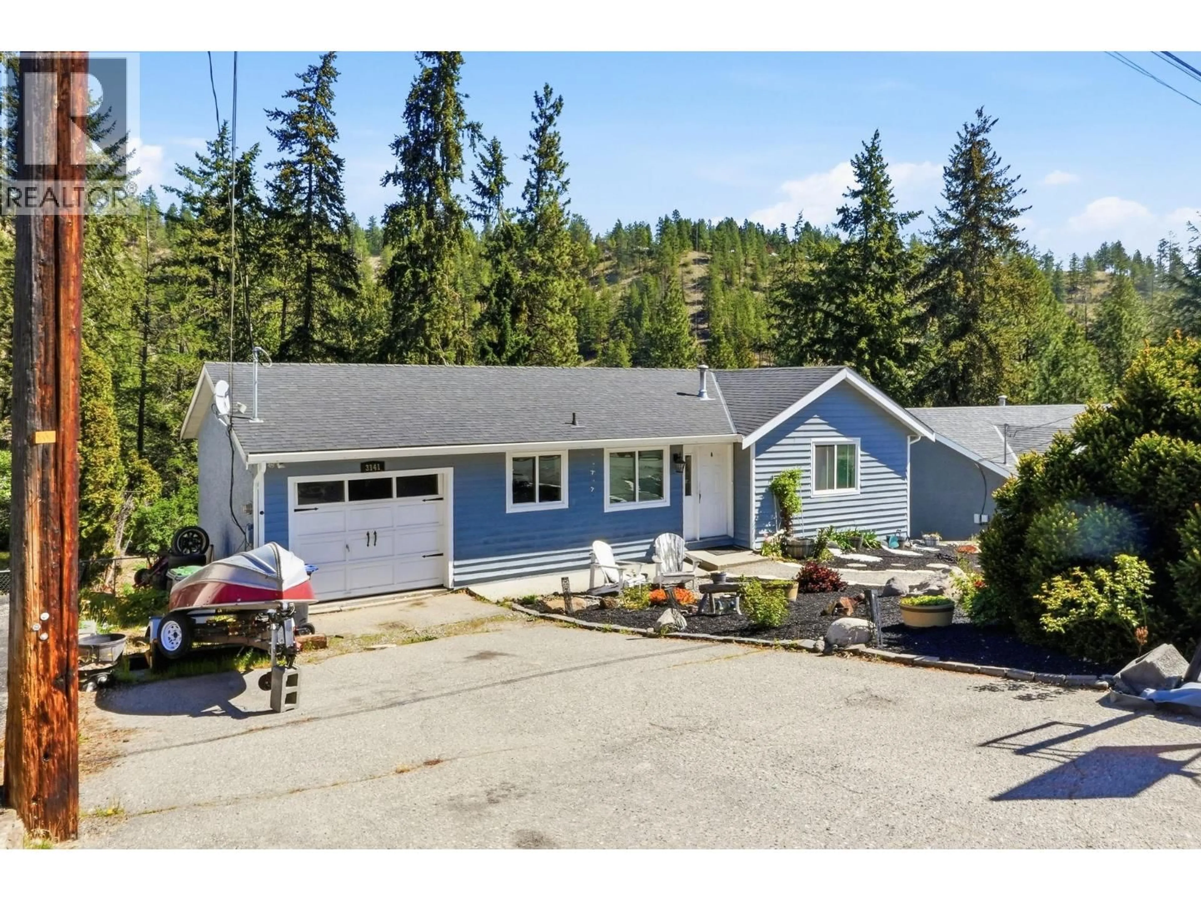A pic from outside/outdoor area/front of a property/back of a property/a pic from drone, street for 3141 COVENTRY CRESCENT, West Kelowna British Columbia V4T1E8