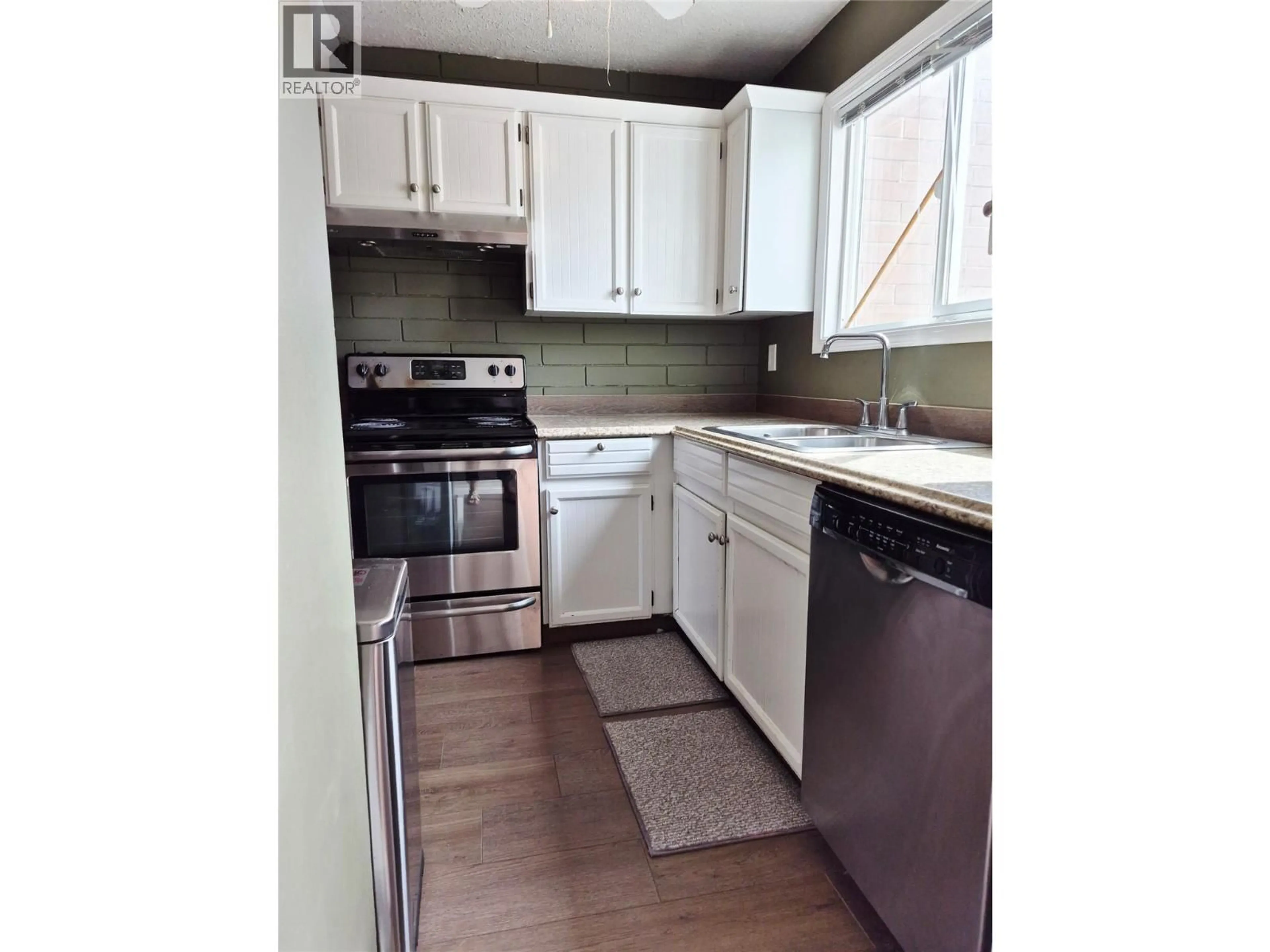 Unknown for 2 - 4102 24 AVENUE, Vernon British Columbia V1T1M2