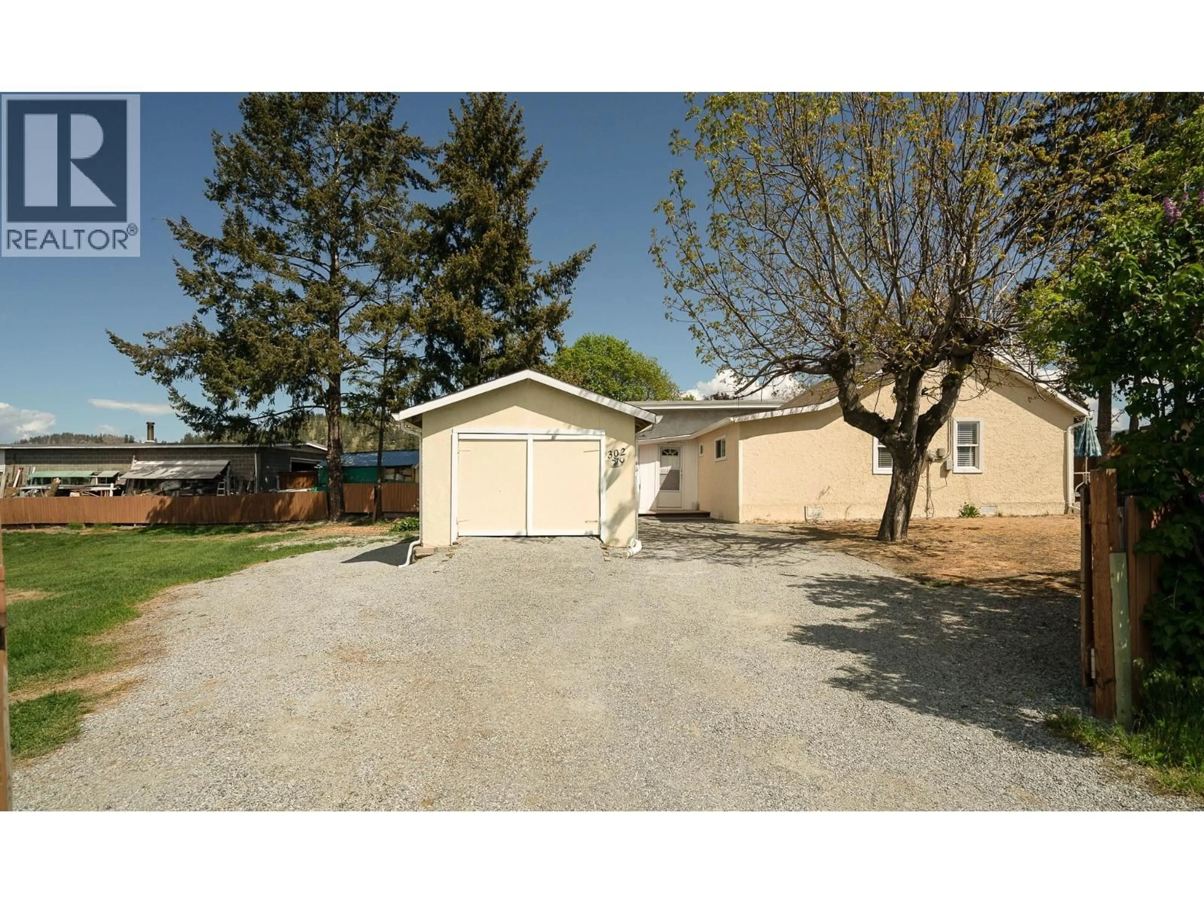 Unknown for 302 VALLEY ROAD NORTH, Kelowna British Columbia V1V2G1