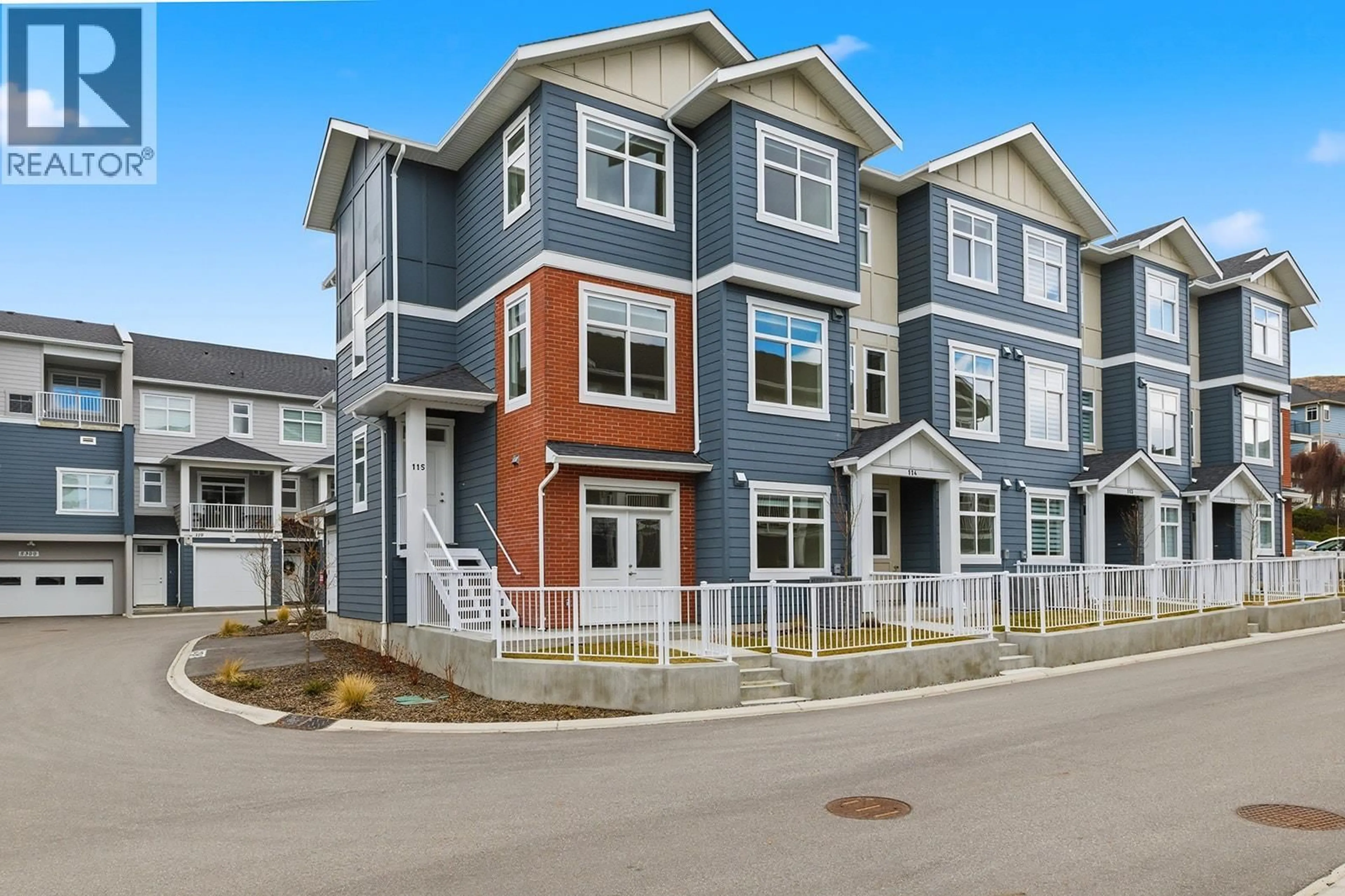 Home with vinyl exterior material, street for 115 - 5300 MAIN STREET, Kelowna British Columbia V1W0C1