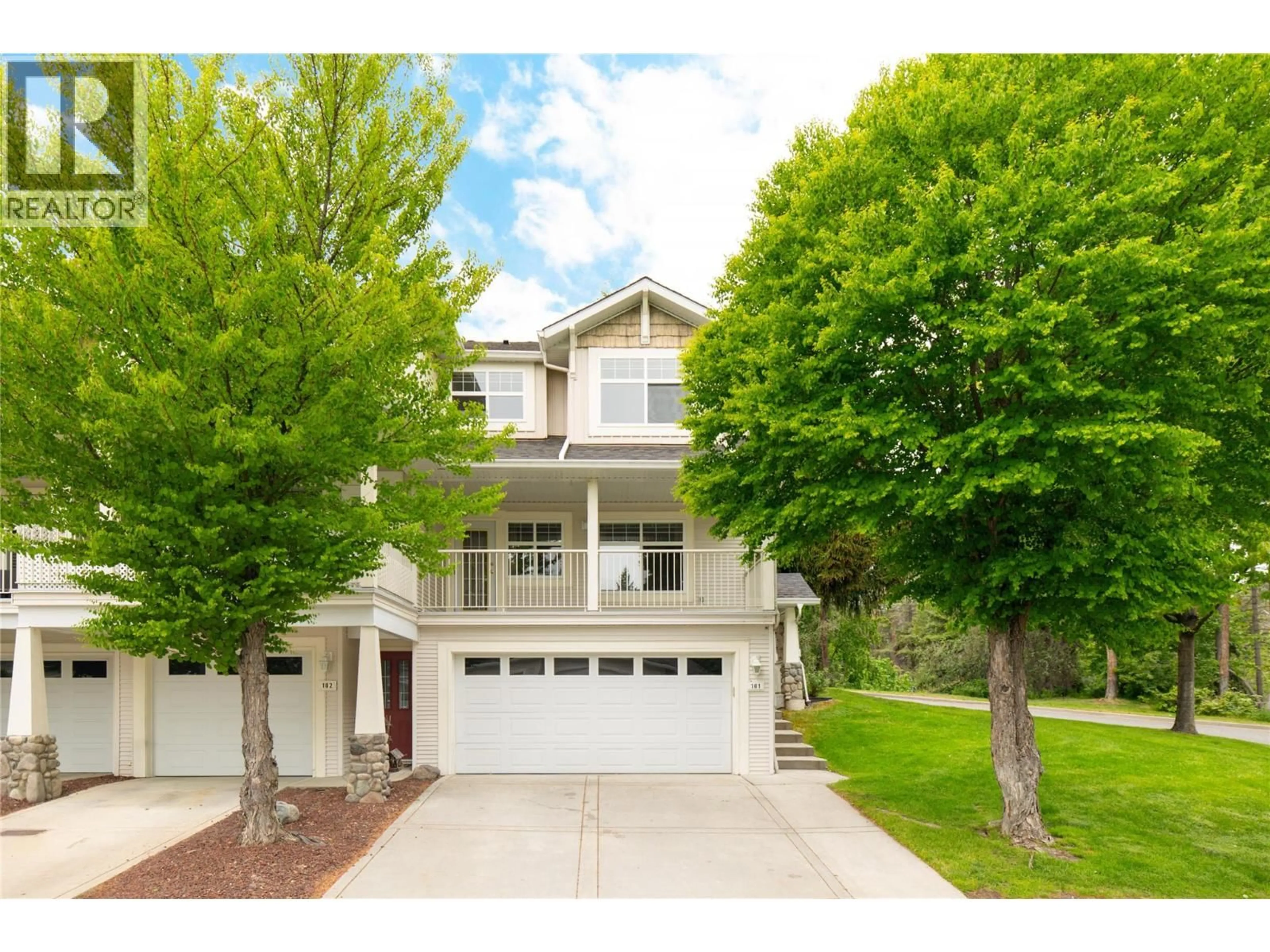 Home with vinyl exterior material, street for 101 - 3825 GLEN CANYON DRIVE, West Kelowna British Columbia V4T2T4
