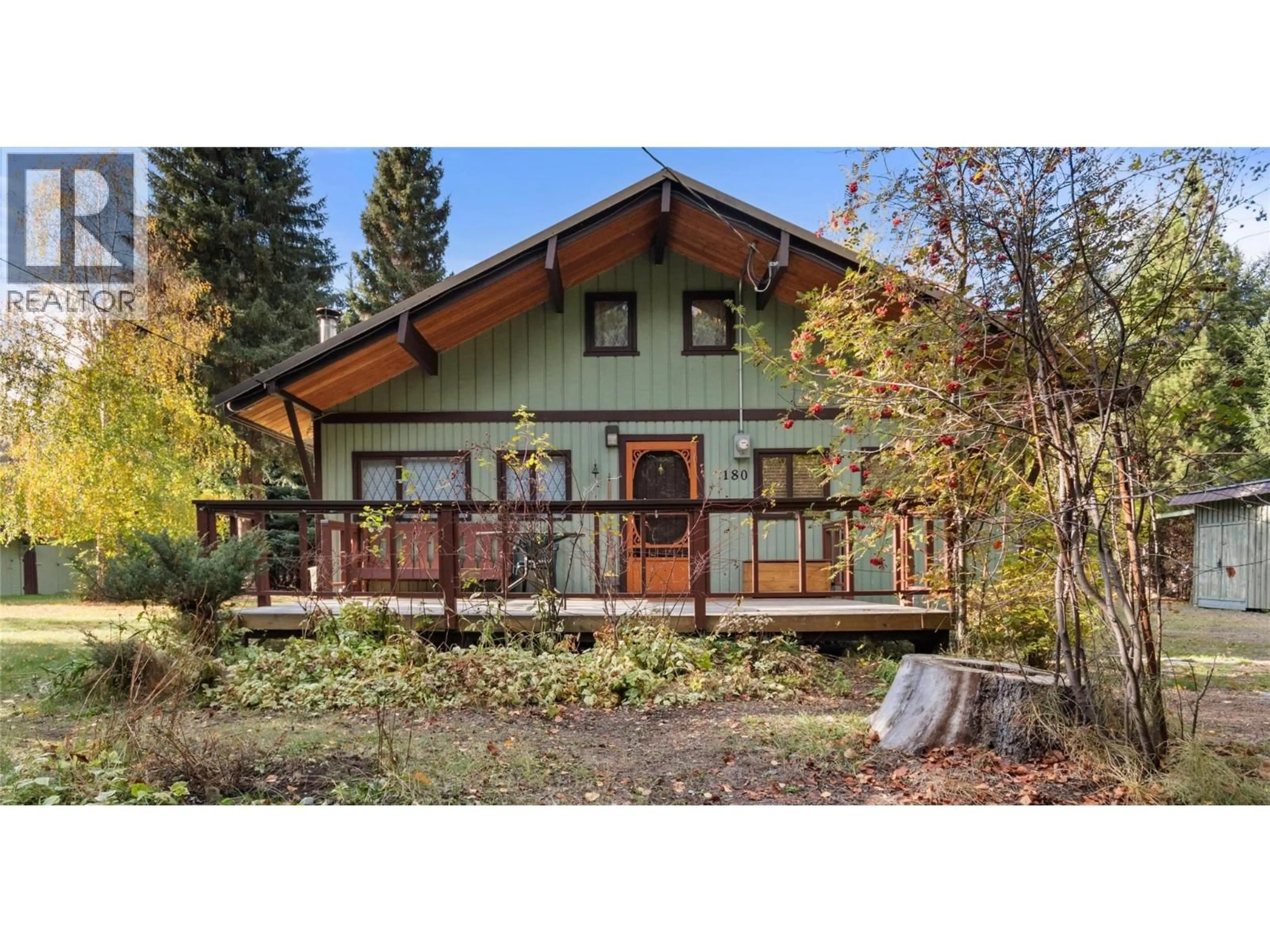 Home with vinyl exterior material, unknown for 180 RIVERS END ROAD, Manning Park British Columbia V0X1R0
