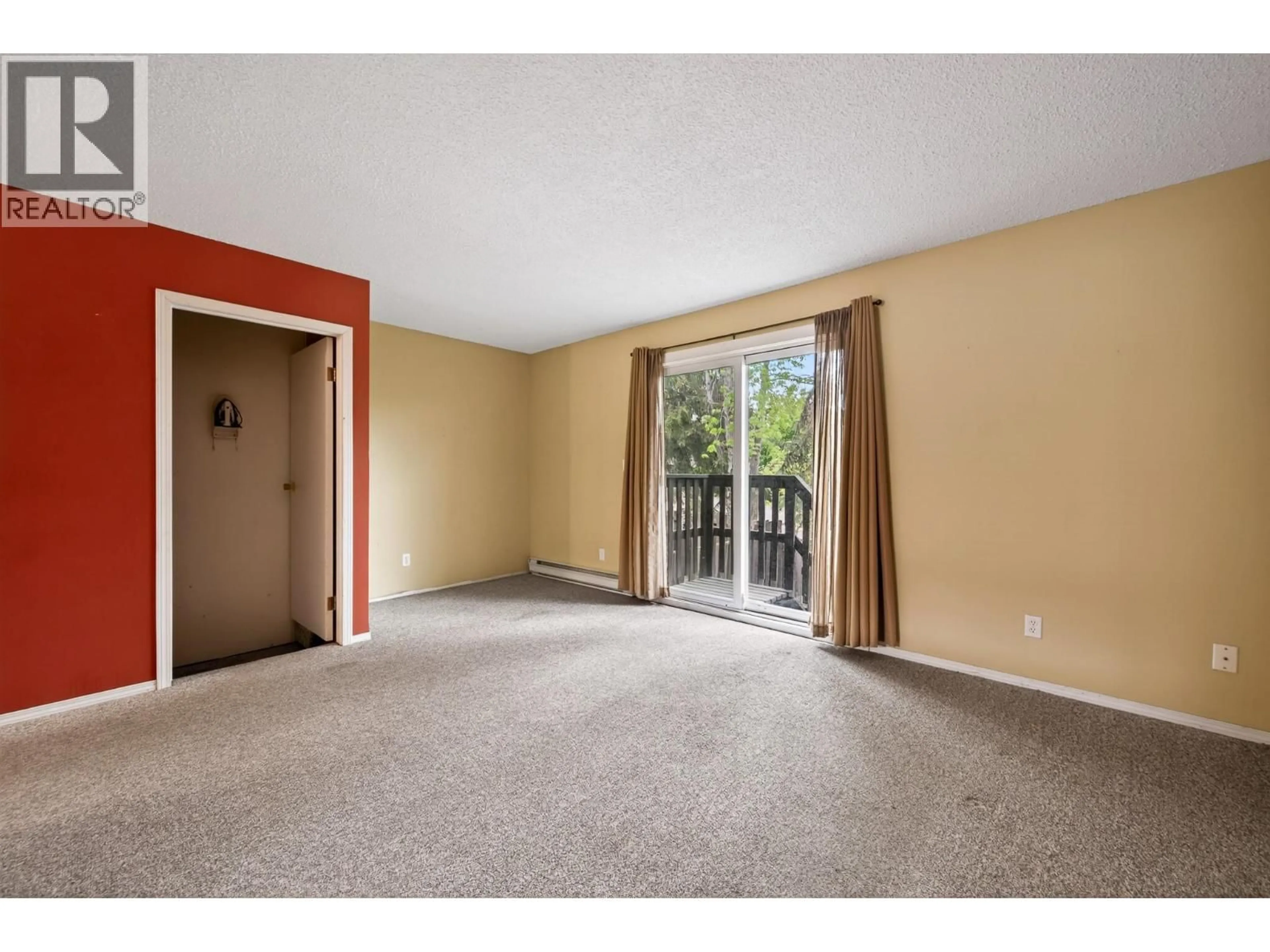 A pic of a room for 3 - 1605 SUMMIT DRIVE, Kamloops British Columbia V2E2A5
