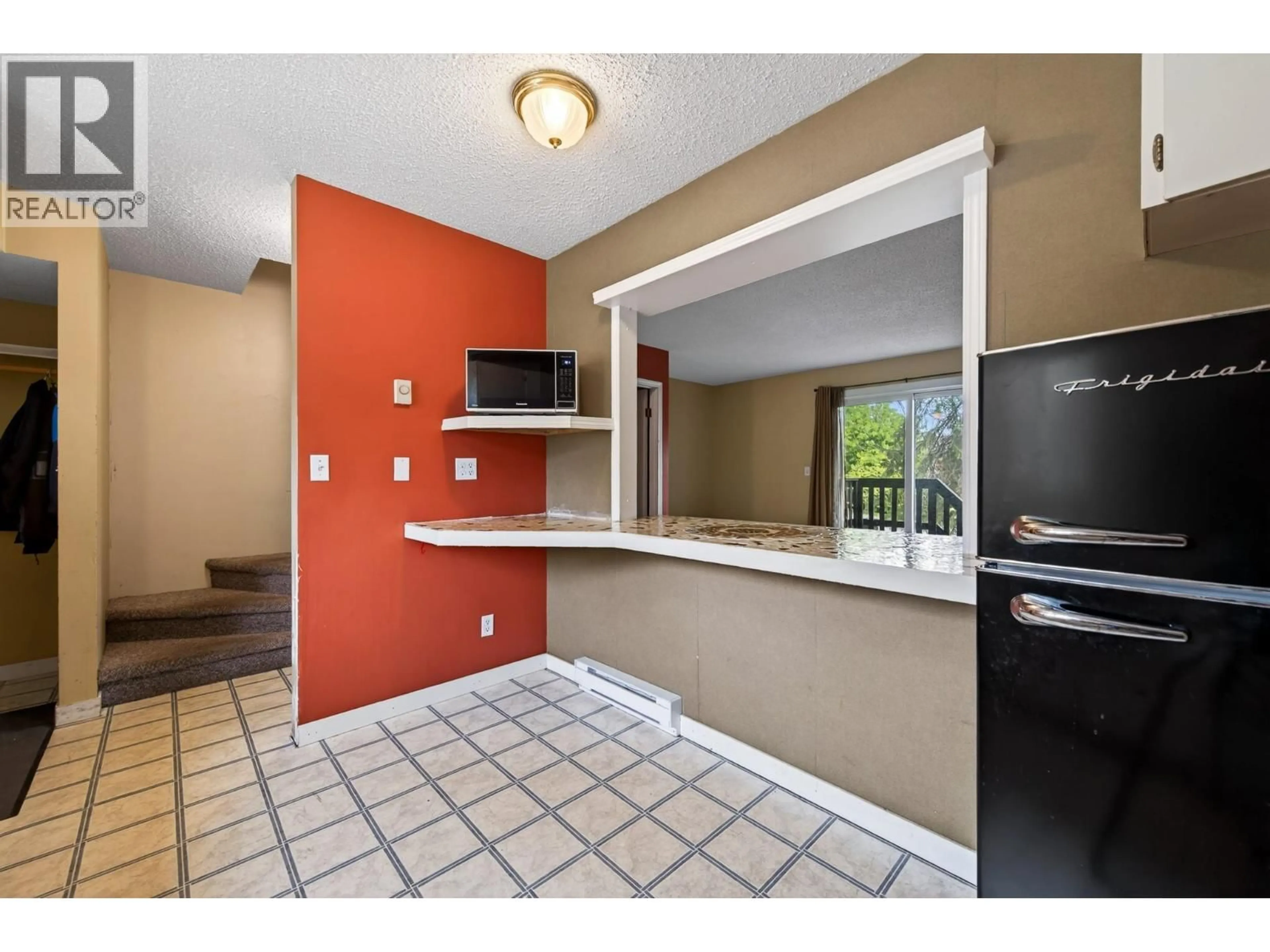 Unknown for 3 - 1605 SUMMIT DRIVE, Kamloops British Columbia V2E2A5