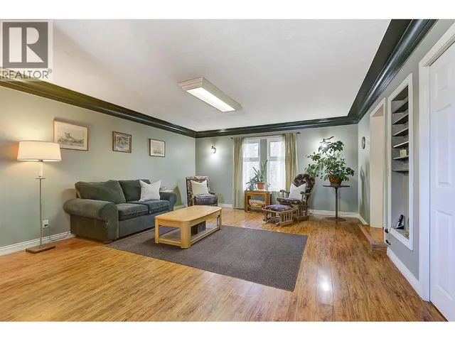 725 FRASER ROAD, Kelowna 5