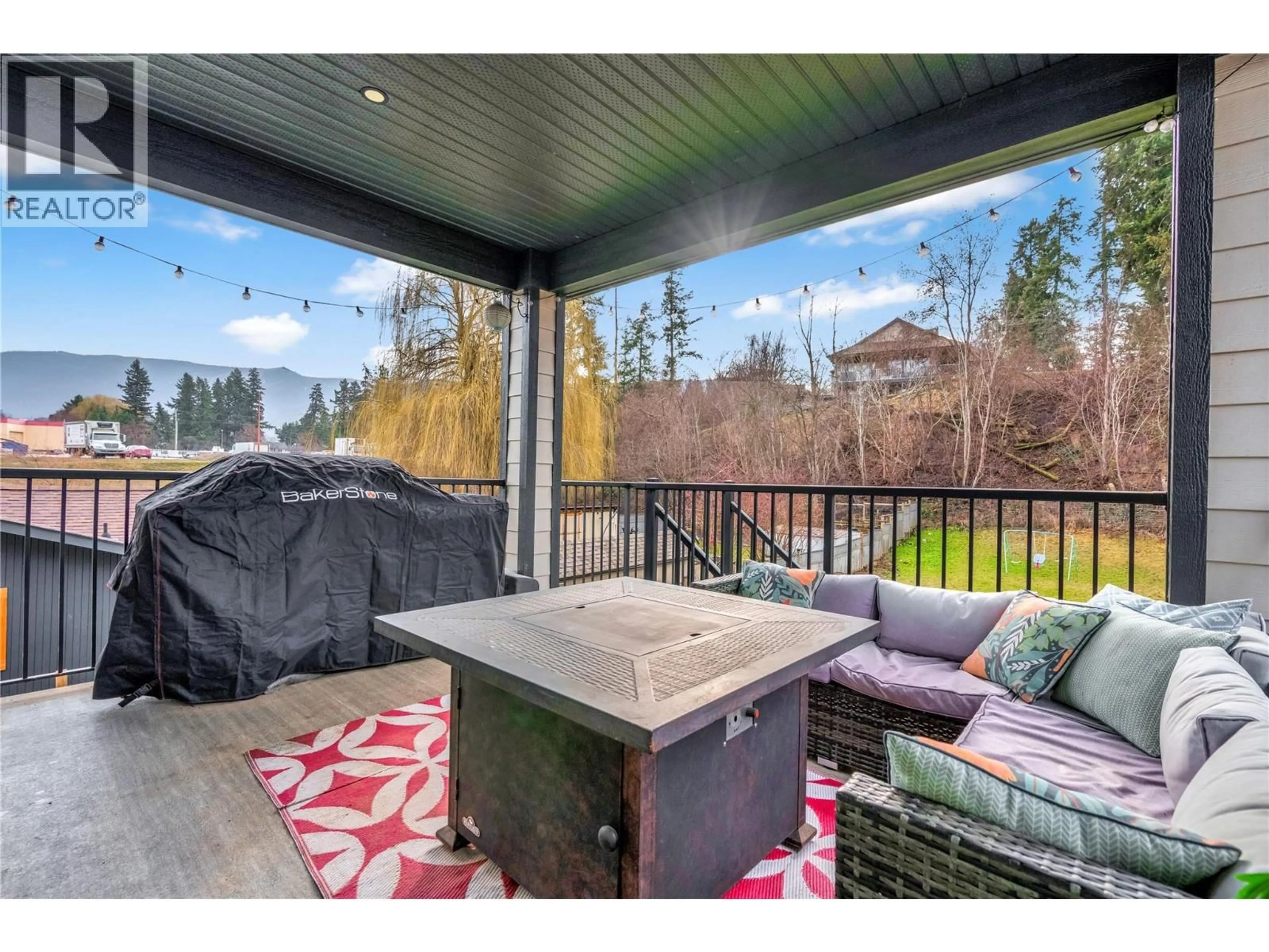 Patio, unknown for 3445 JACKSON AVENUE, Armstrong British Columbia V0E1B2