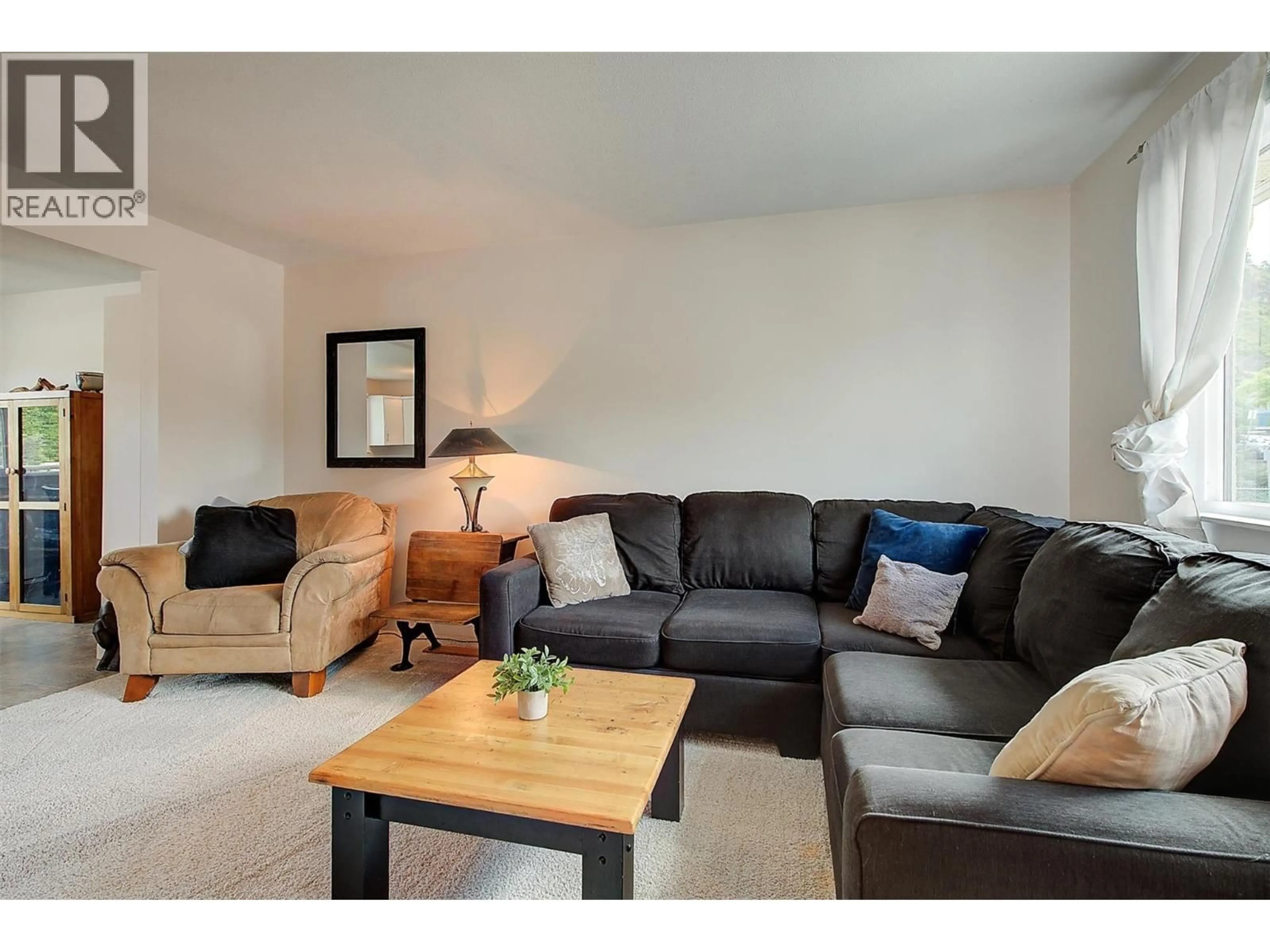 Living room with furniture, unknown for 2745 CAMERON ROAD, West Kelowna British Columbia V1Z3K5