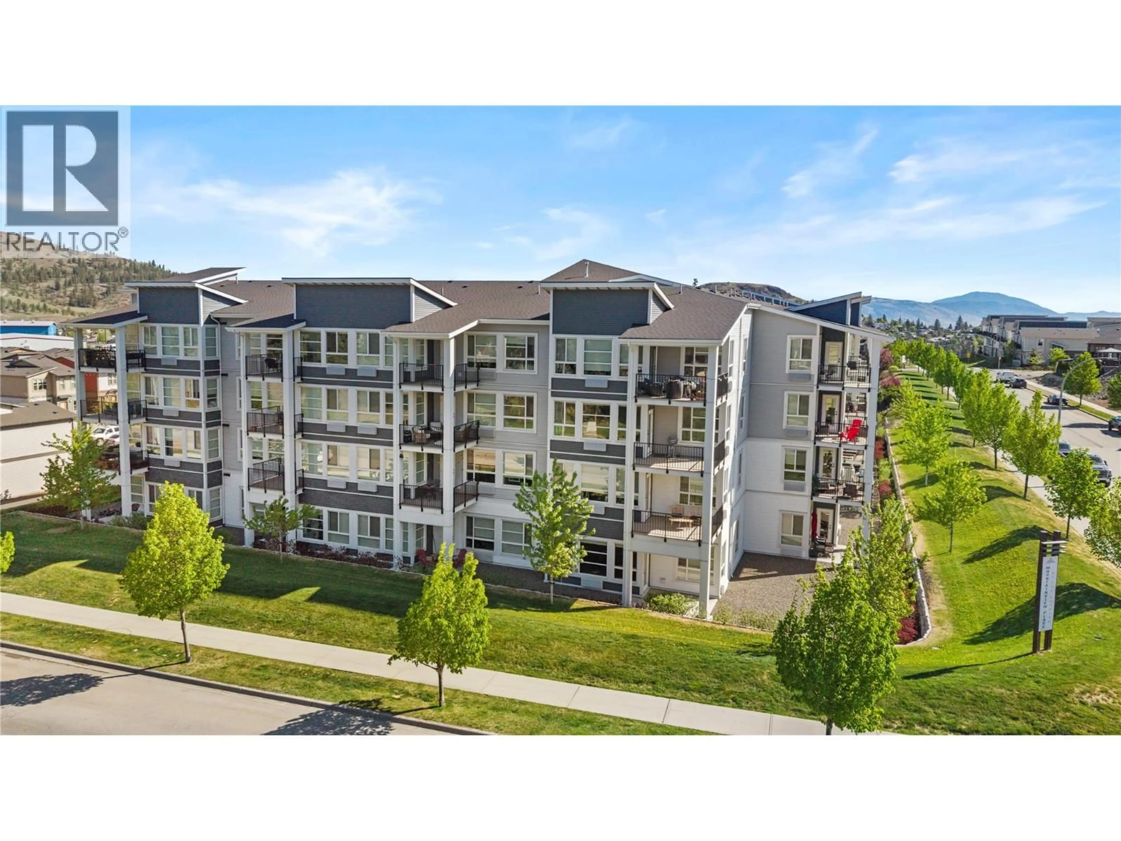 A pic from outside/outdoor area/front of a property/back of a property/a pic from drone, mountain view for 309 - 1880 HUGH ALLAN DRIVE, Kamloops British Columbia V1S0E8