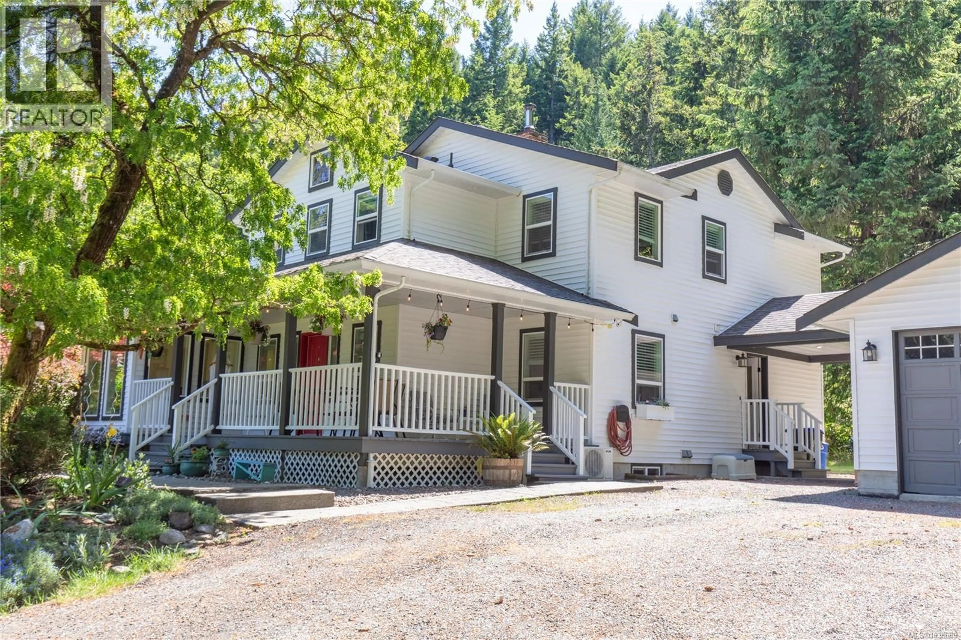 Home with vinyl exterior material, street for 2956 RIDGEWAY ROAD, Nanaimo British Columbia V9R5K3