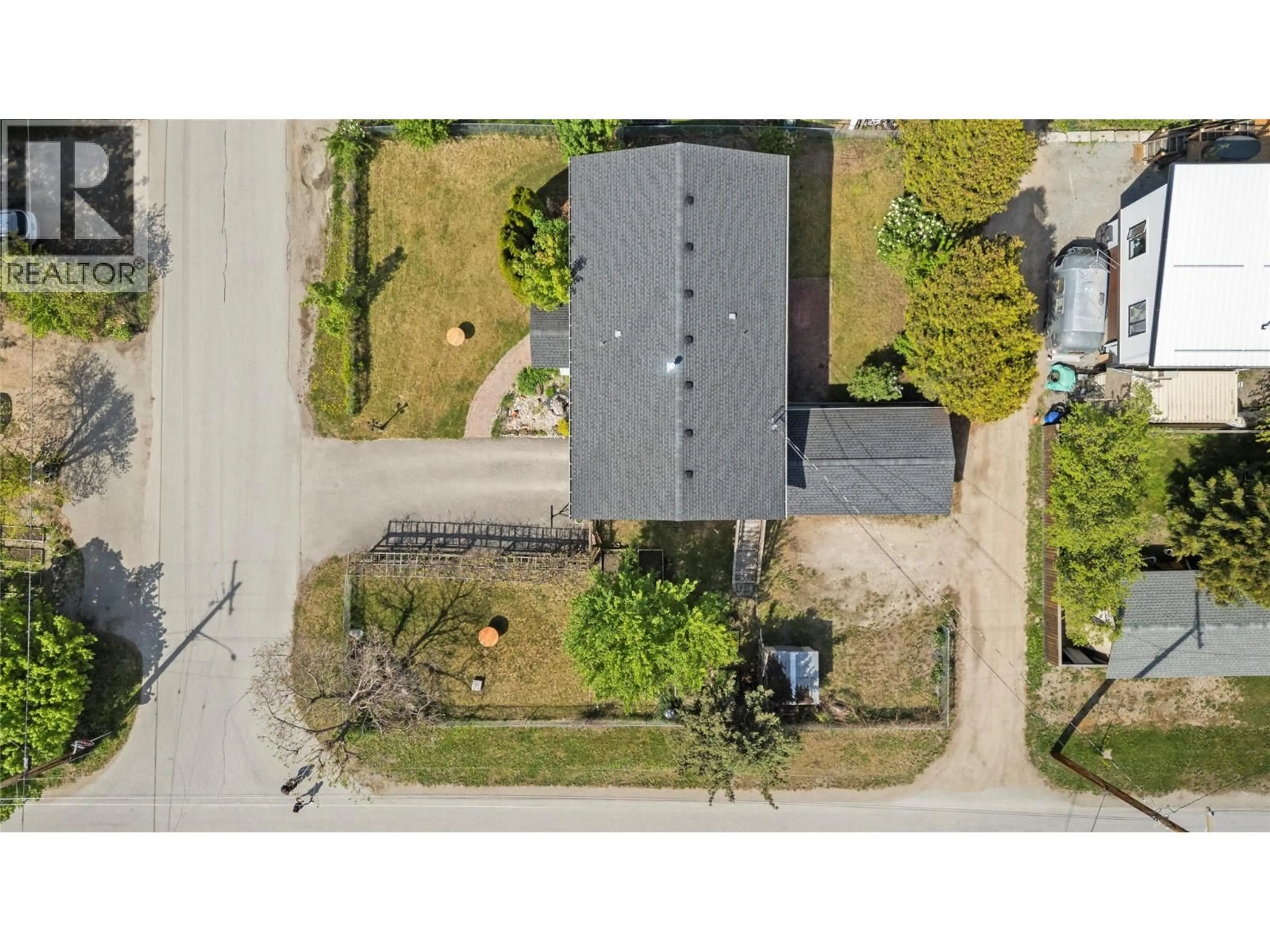 A pic from outside/outdoor area/front of a property/back of a property/a pic from drone, street for 7020 51 STREET NORTHEAST, Salmon Arm British Columbia V0E1K0