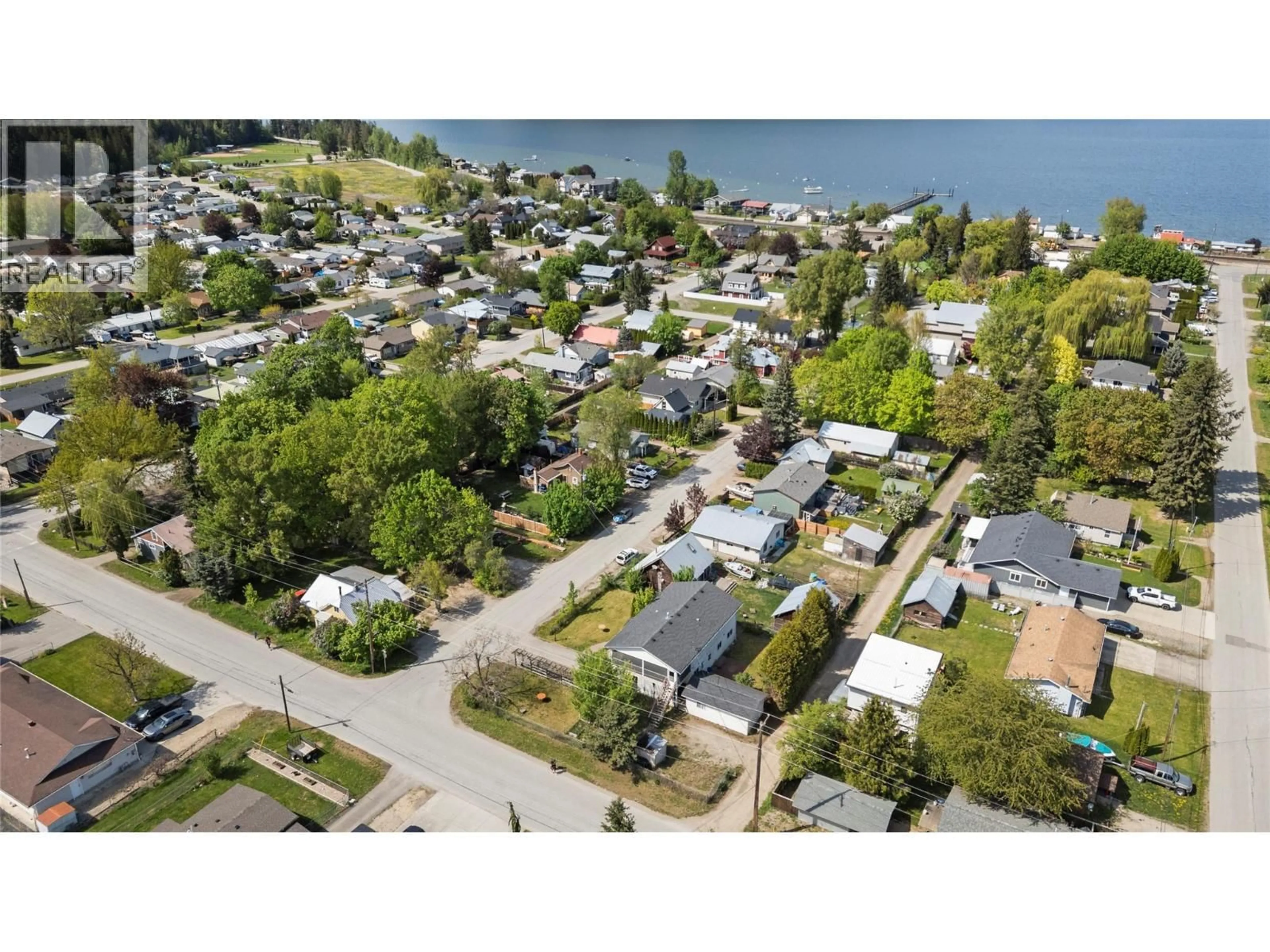 A pic from outside/outdoor area/front of a property/back of a property/a pic from drone, street for 7020 51 STREET NORTHEAST, Salmon Arm British Columbia V0E1K0