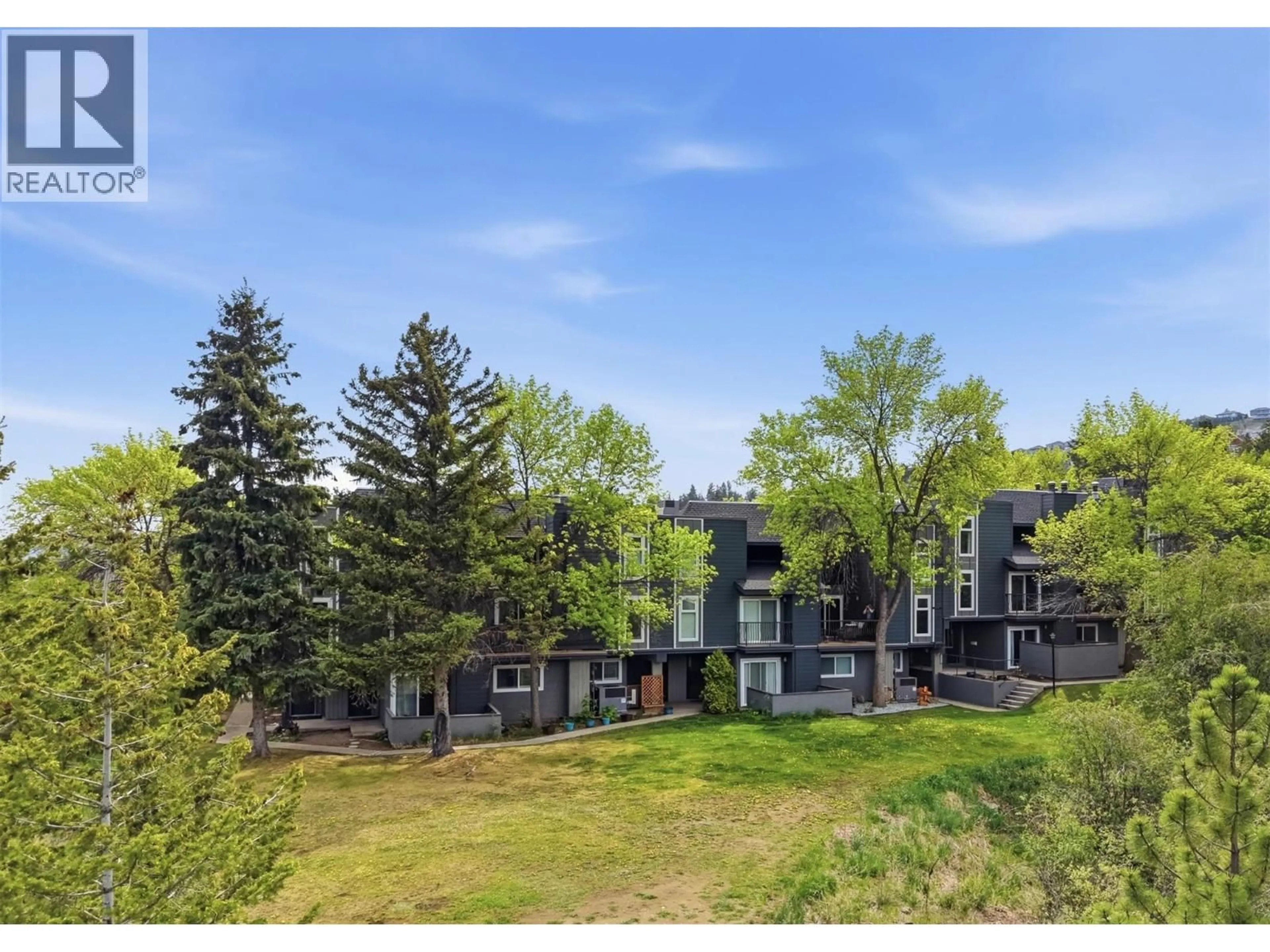 A pic from outside/outdoor area/front of a property/back of a property/a pic from drone, unknown for 53 - 1221 HUGH ALLAN DRIVE, Kamloops British Columbia V1S1M7