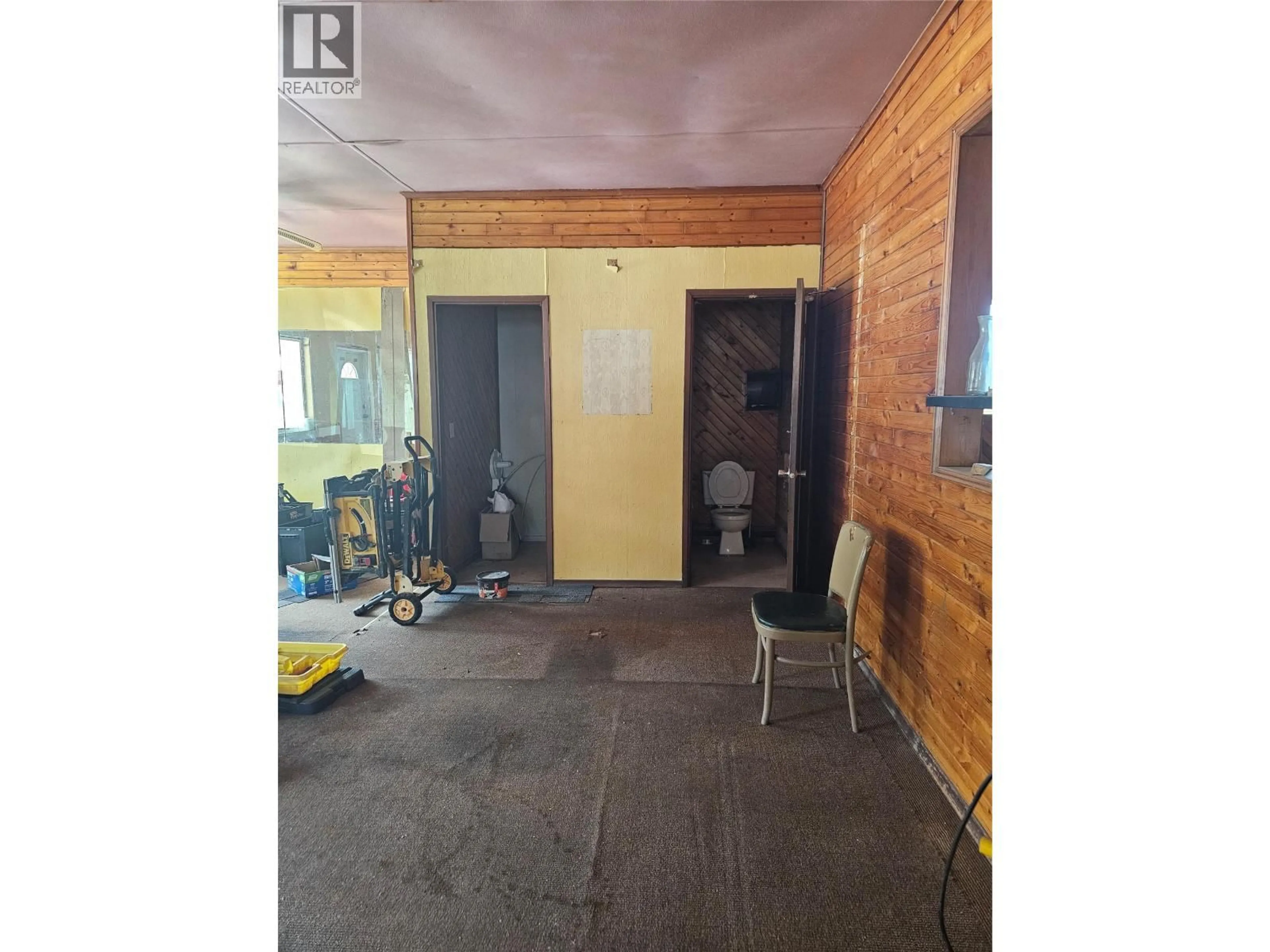 Unknown for 5851 33 HIGHWAY, Beaverdell British Columbia V0H1A0