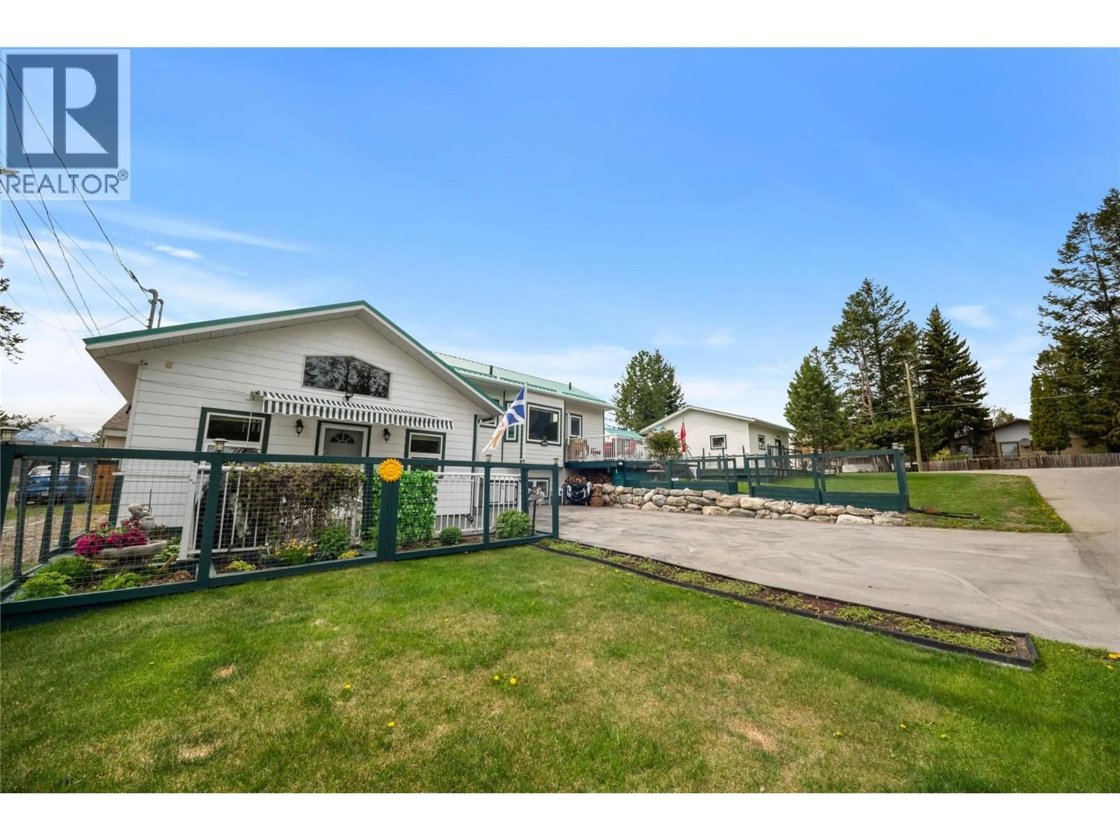 Unknown for 7527 PARK DRIVE WEST OTHER, Radium Hot Springs British Columbia V0A1M0