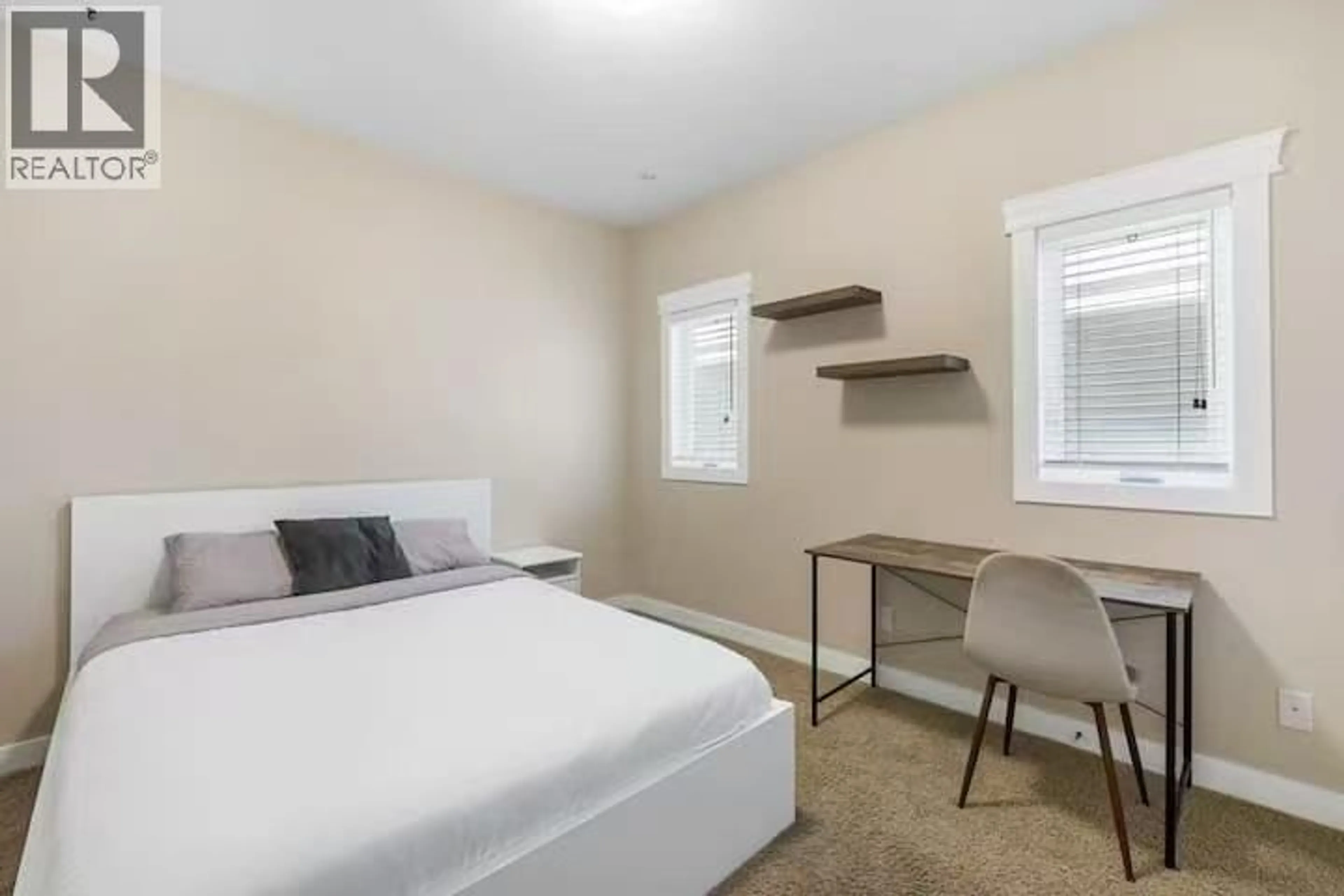 A pic of a room for 337 ARAB ROAD, Kelowna British Columbia V1V3A8