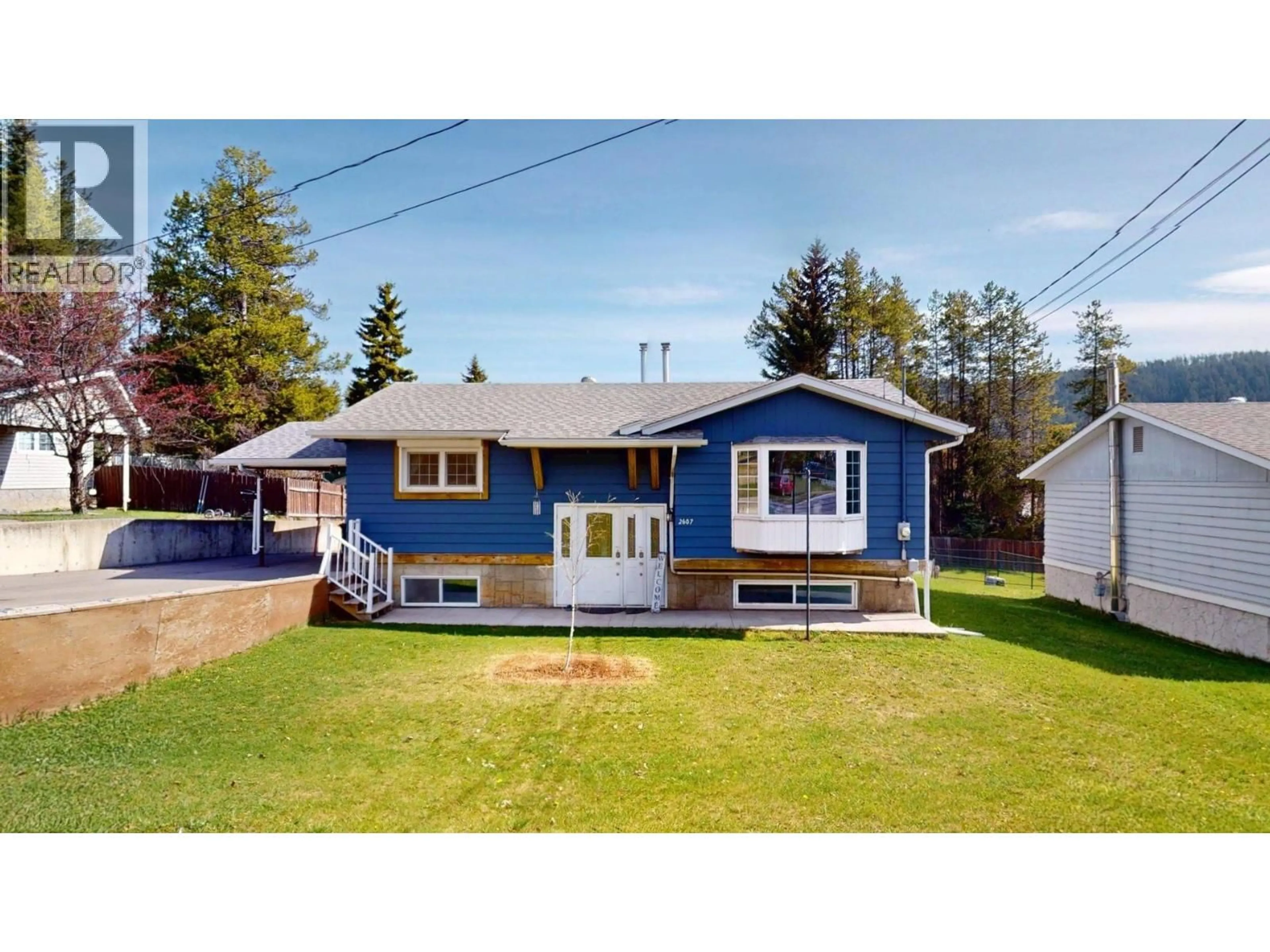 Home with vinyl exterior material, street for 2607 ALPINE DRIVE, Elkford British Columbia V0B1H0