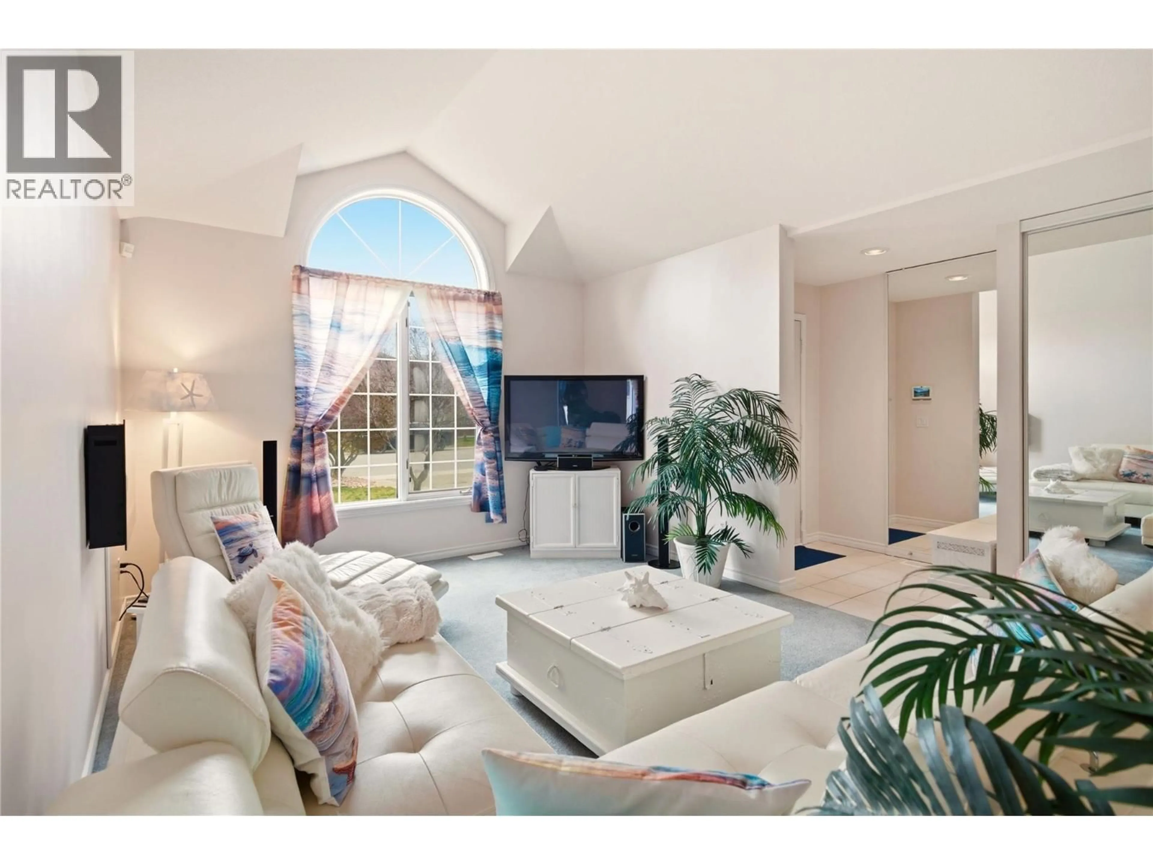 Living room with furniture, unknown for 756 SPRINGROSE WAY, Kelowna British Columbia V1W3M2