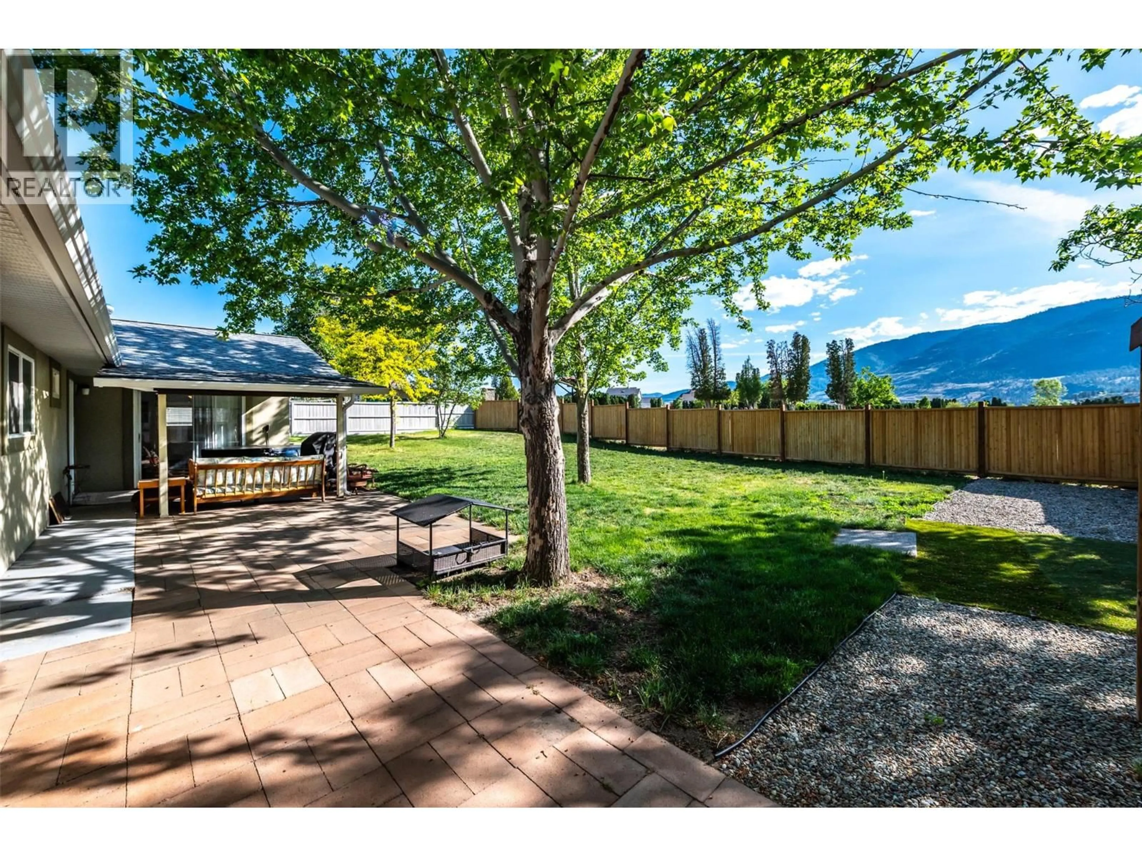 A pic from outside/outdoor area/front of a property/back of a property/a pic from drone, mountain view for 1080 MORNINGSTAR ROAD, Oliver British Columbia V0H1T6