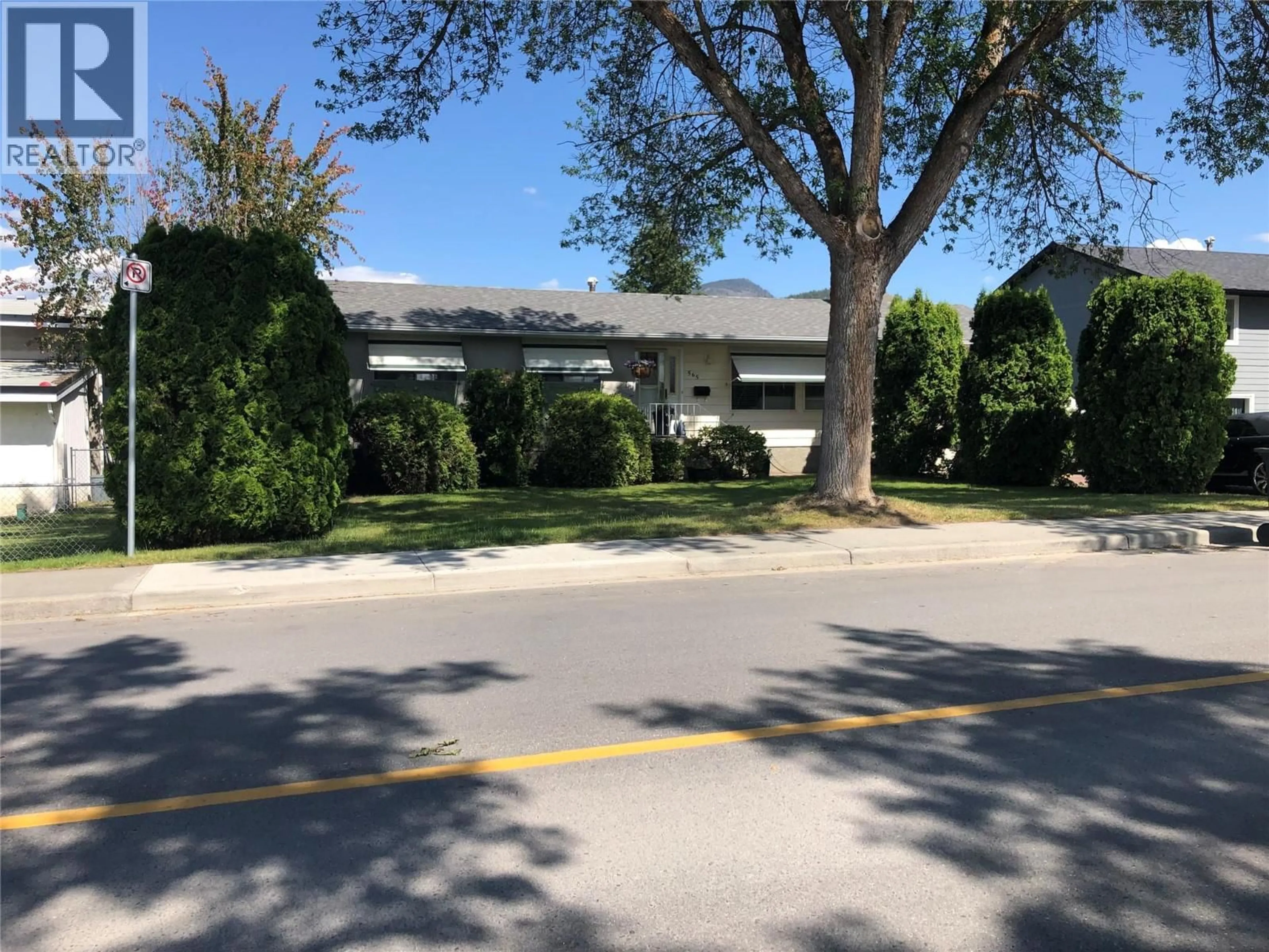 Unknown for 565 DOUGALL ROAD SOUTH, Kelowna British Columbia V1X3K2