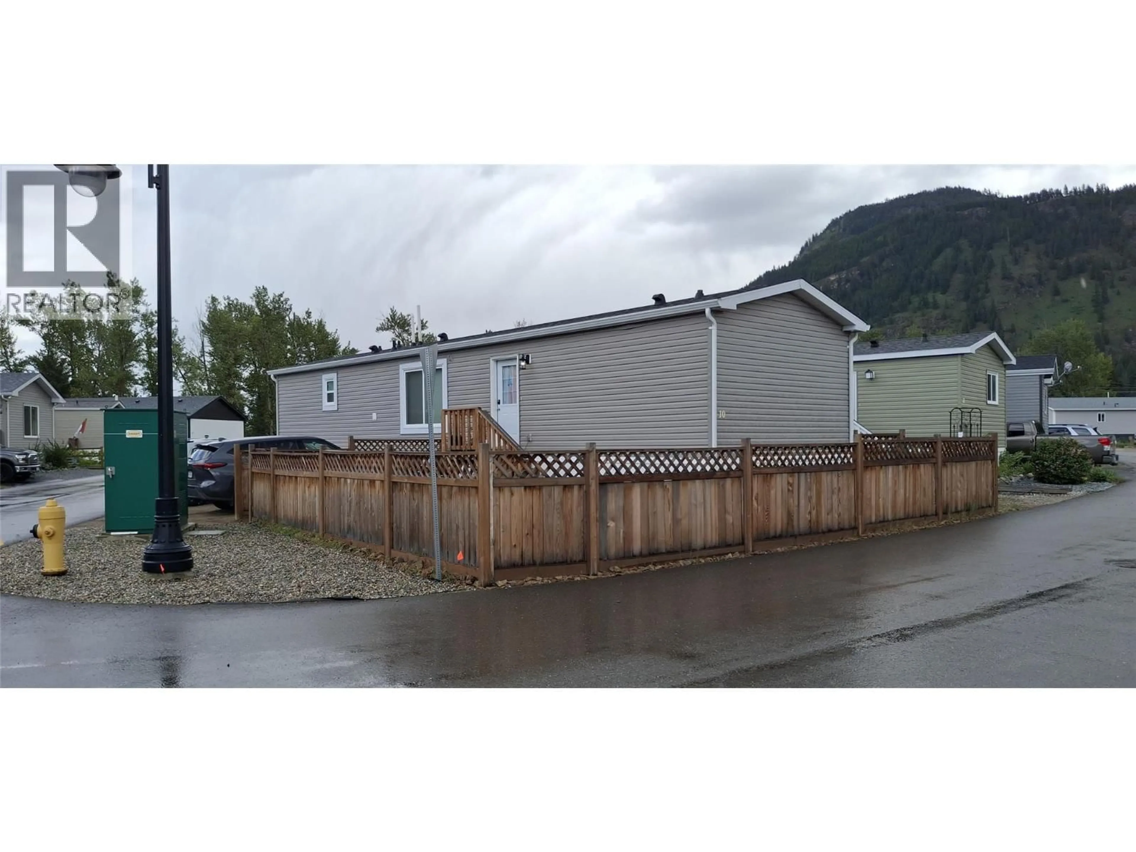 Home with vinyl exterior material, mountain view for 10 - 235 AYLMER ROAD, Chase British Columbia V0E1M1