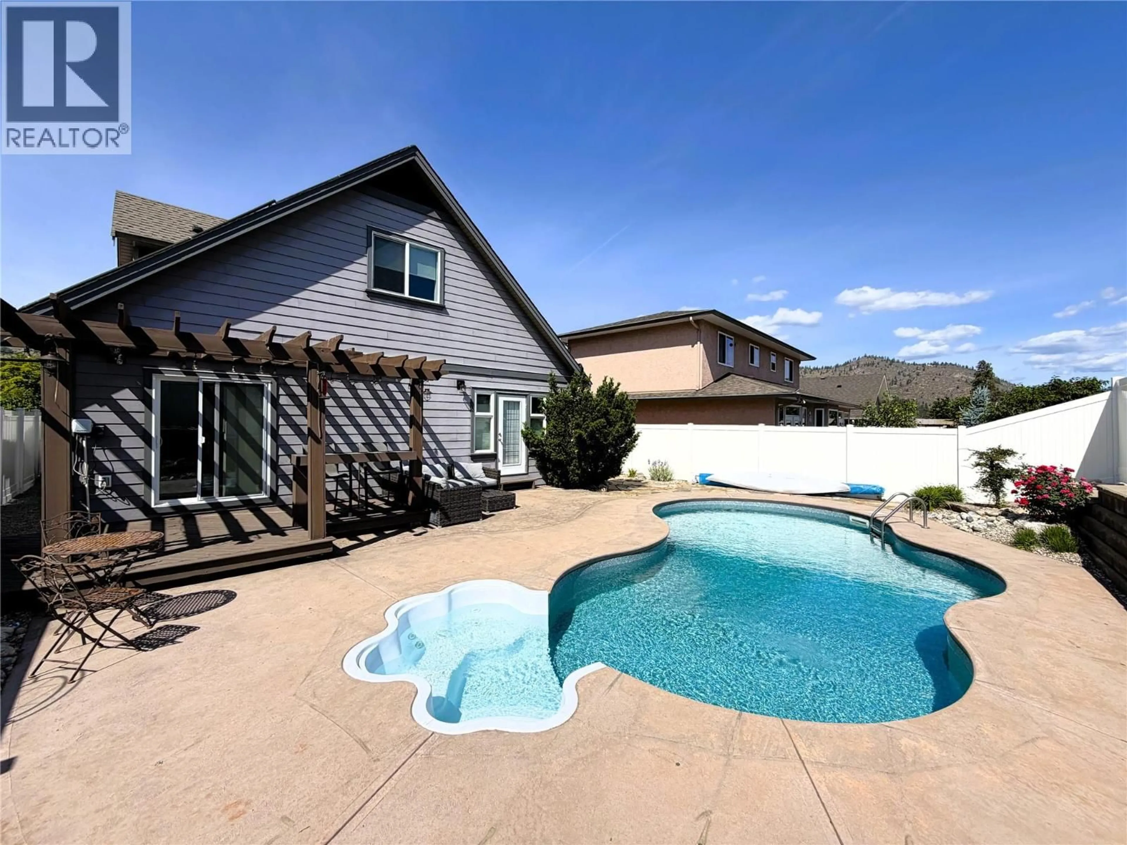 Pool for 6925 CHARDONNAY PLACE, Oliver British Columbia V0H1T4