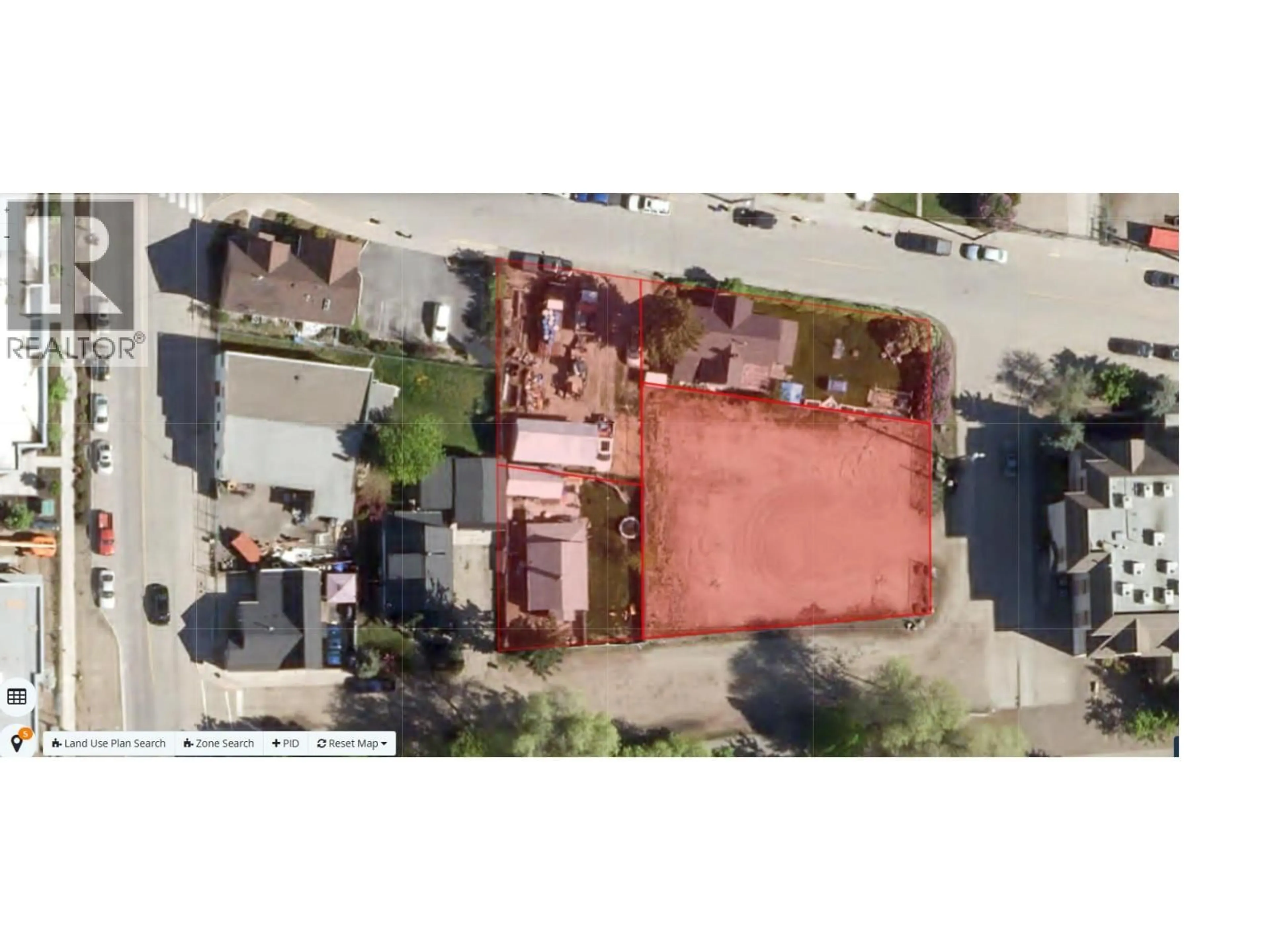 A pic from outside/outdoor area/front of a property/back of a property/a pic from drone, street for 3401 26 AVENUE, Vernon British Columbia v1t1p6