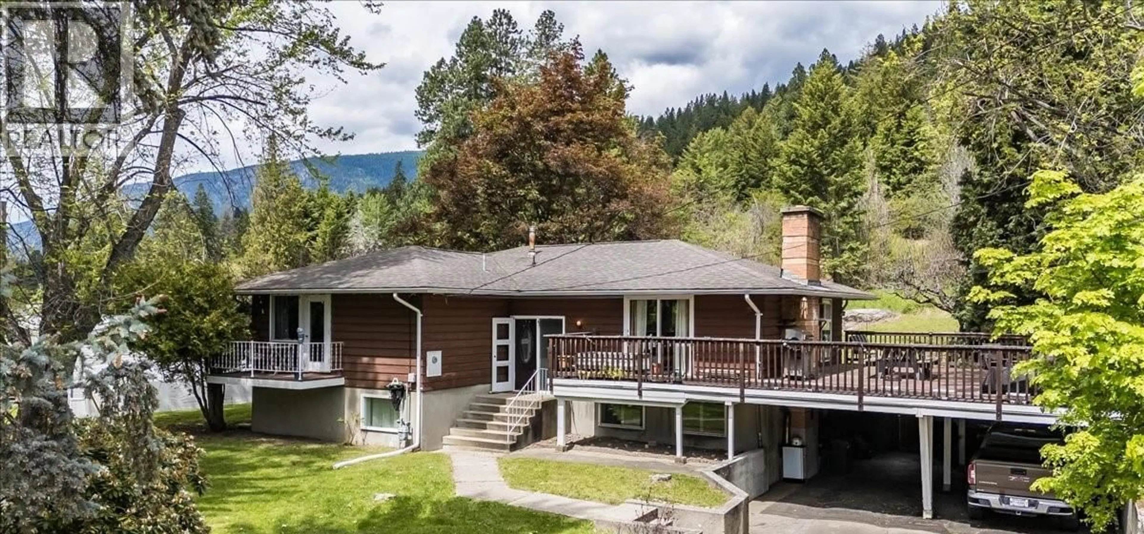 Unknown for 1106 CLARKE ROAD, Robson British Columbia V0G1X0