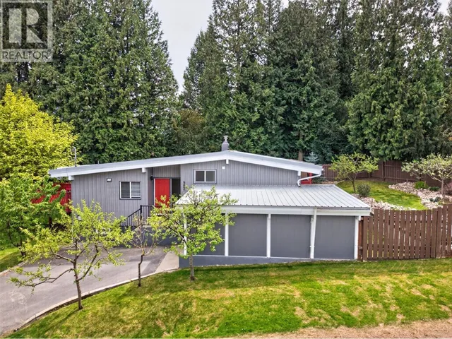 902 26TH STREET, Castlegar 2