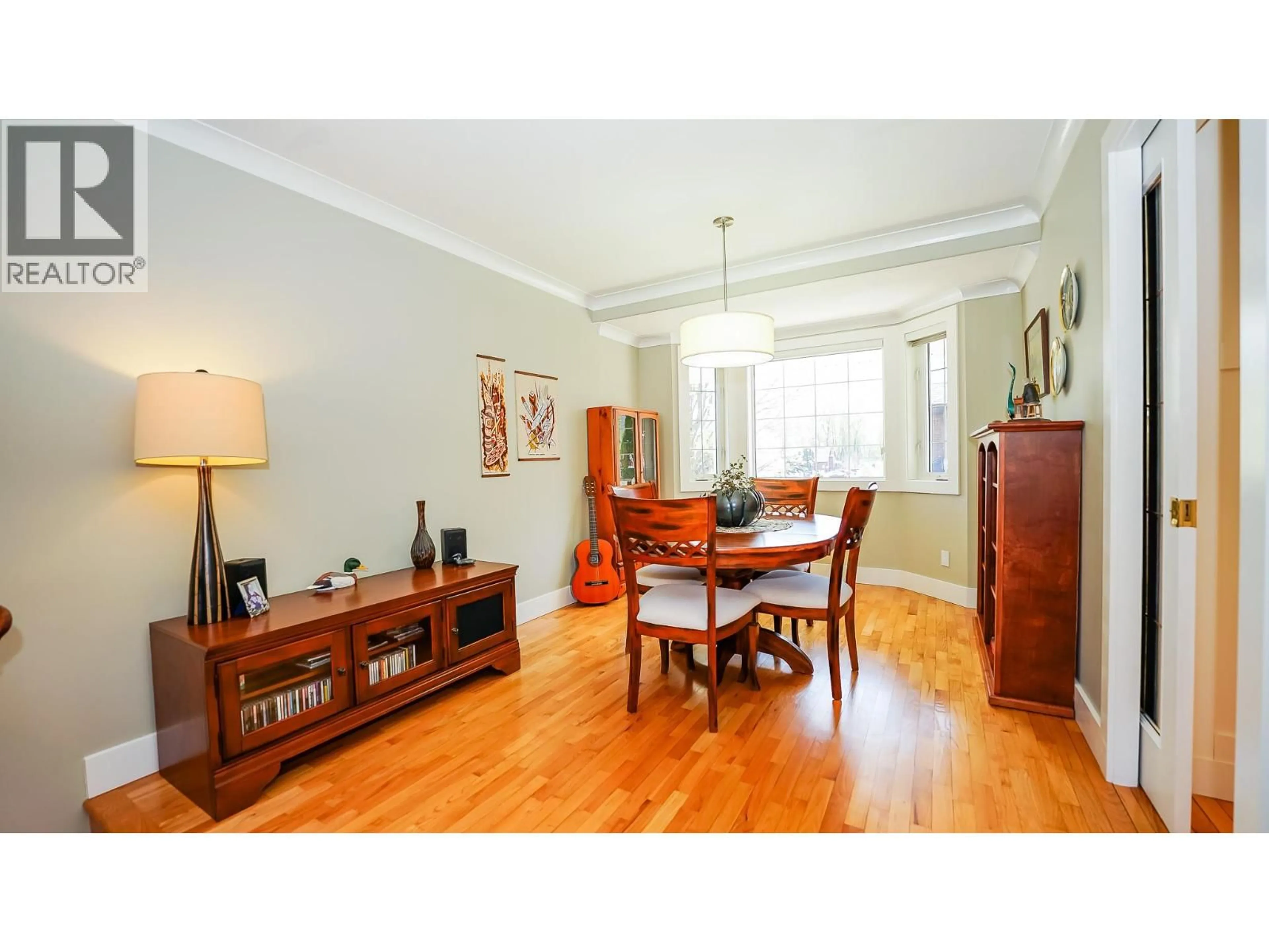 Dining room, wood/laminate floor for 813 EIGHTH STREET EAST, Revelstoke British Columbia V0E2S0