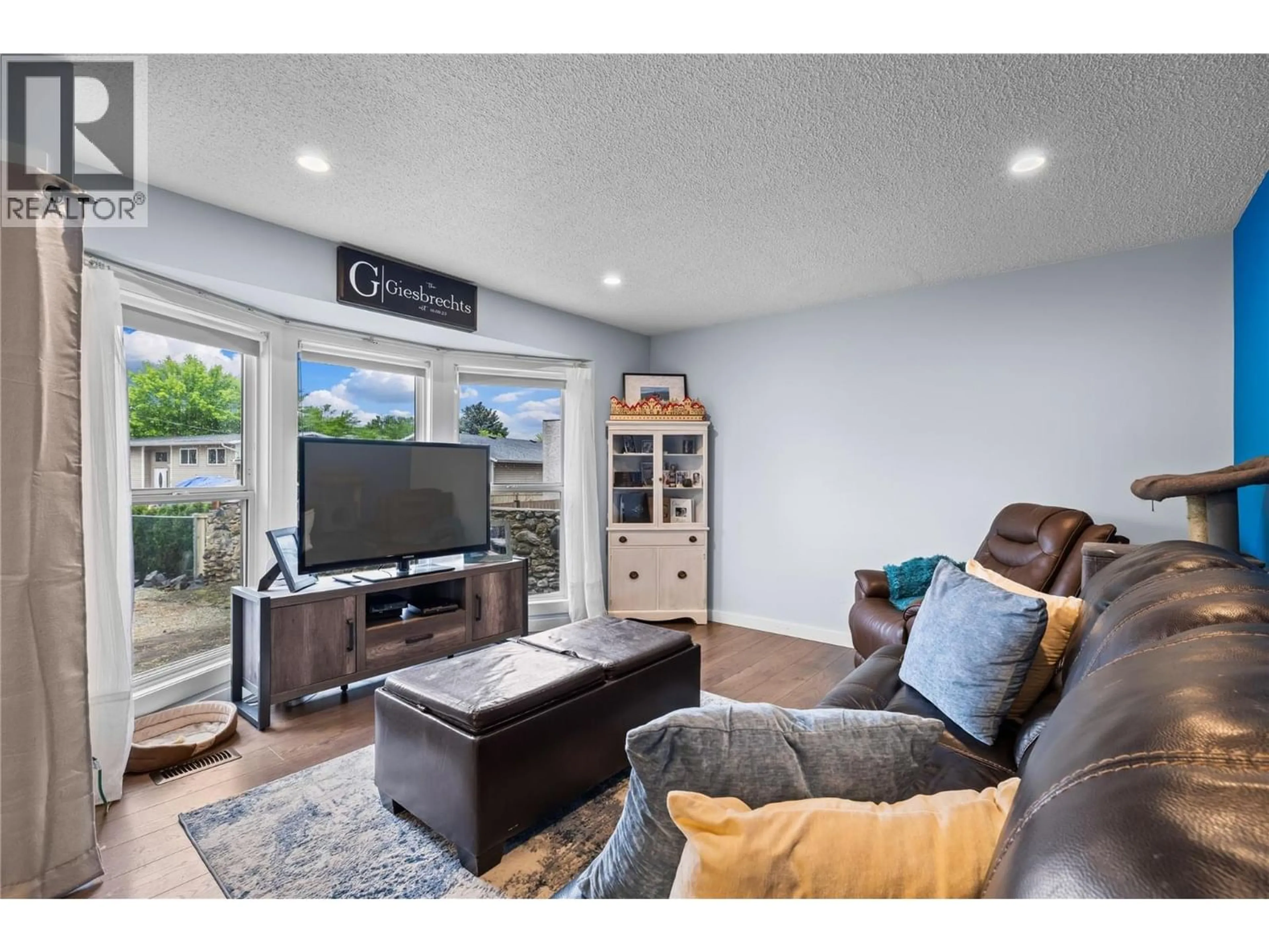 Unknown for 730 CUPAR ROAD, Kelowna British Columbia V1X1R6