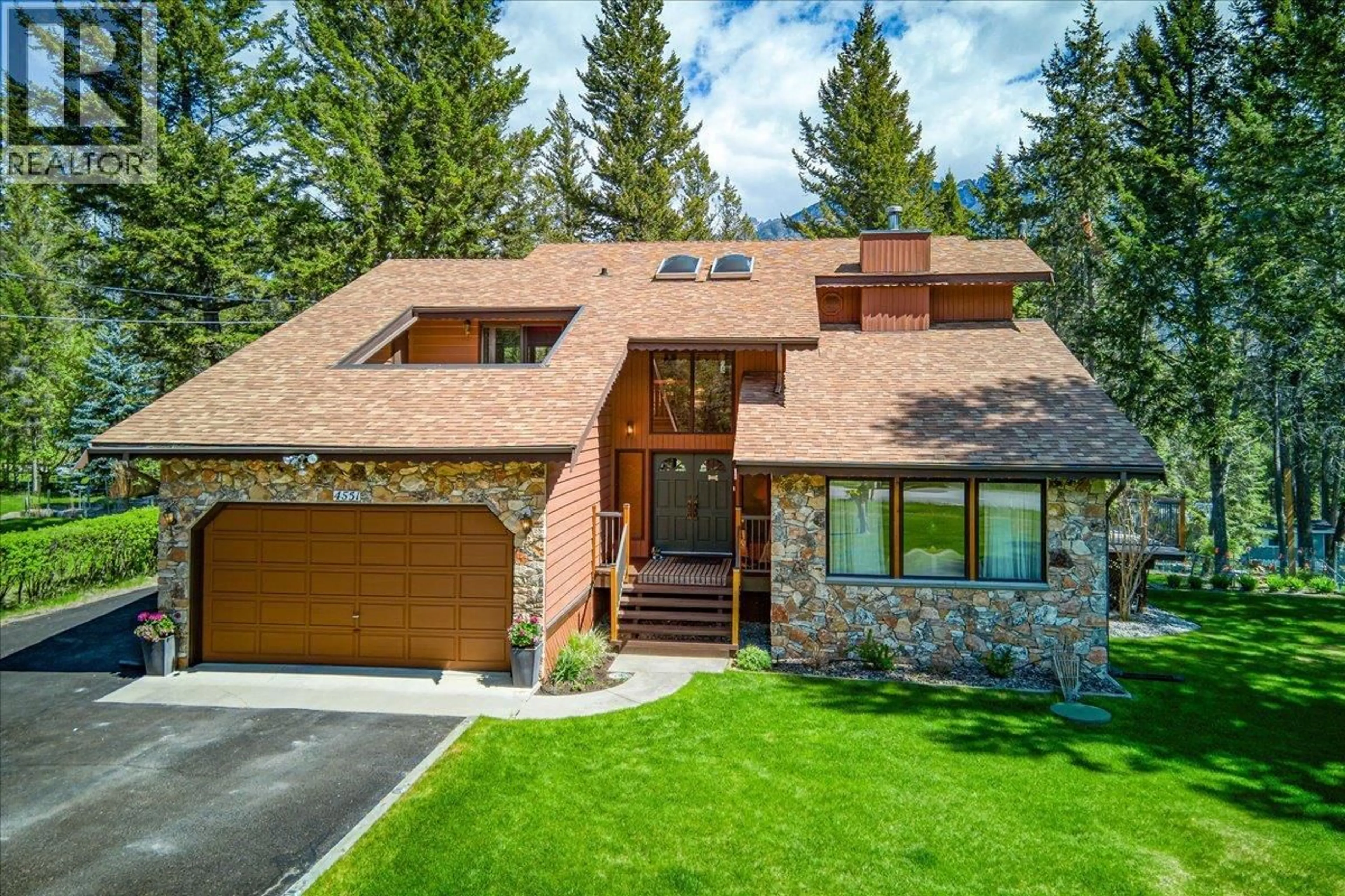 Home with brick exterior material, unknown for 4551 COLUMBIA VIEW ROAD, Fairmont Hot Springs British Columbia V0B1L2