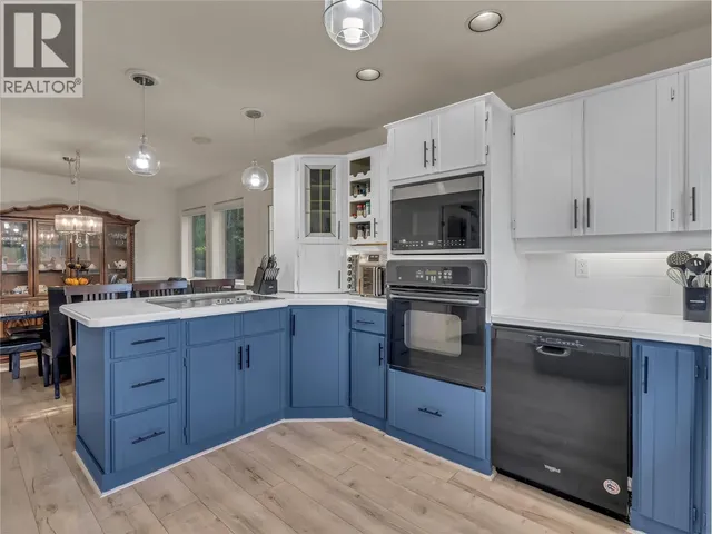 3257 JUNIPER DRIVE, Naramata 2