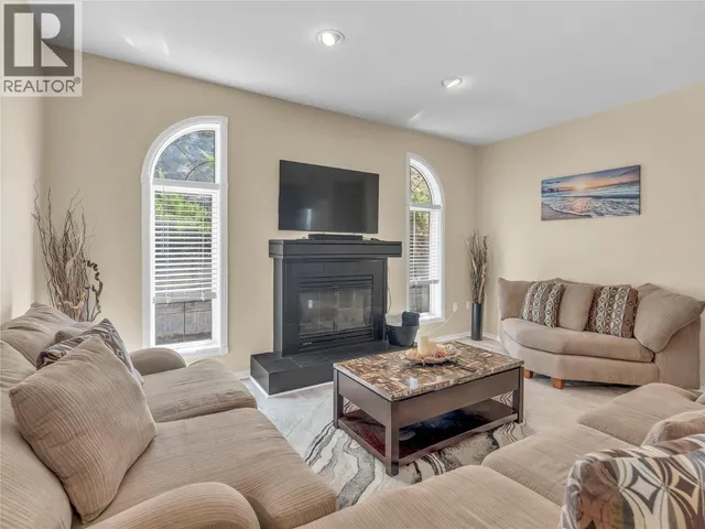 3257 JUNIPER DRIVE, Naramata 5