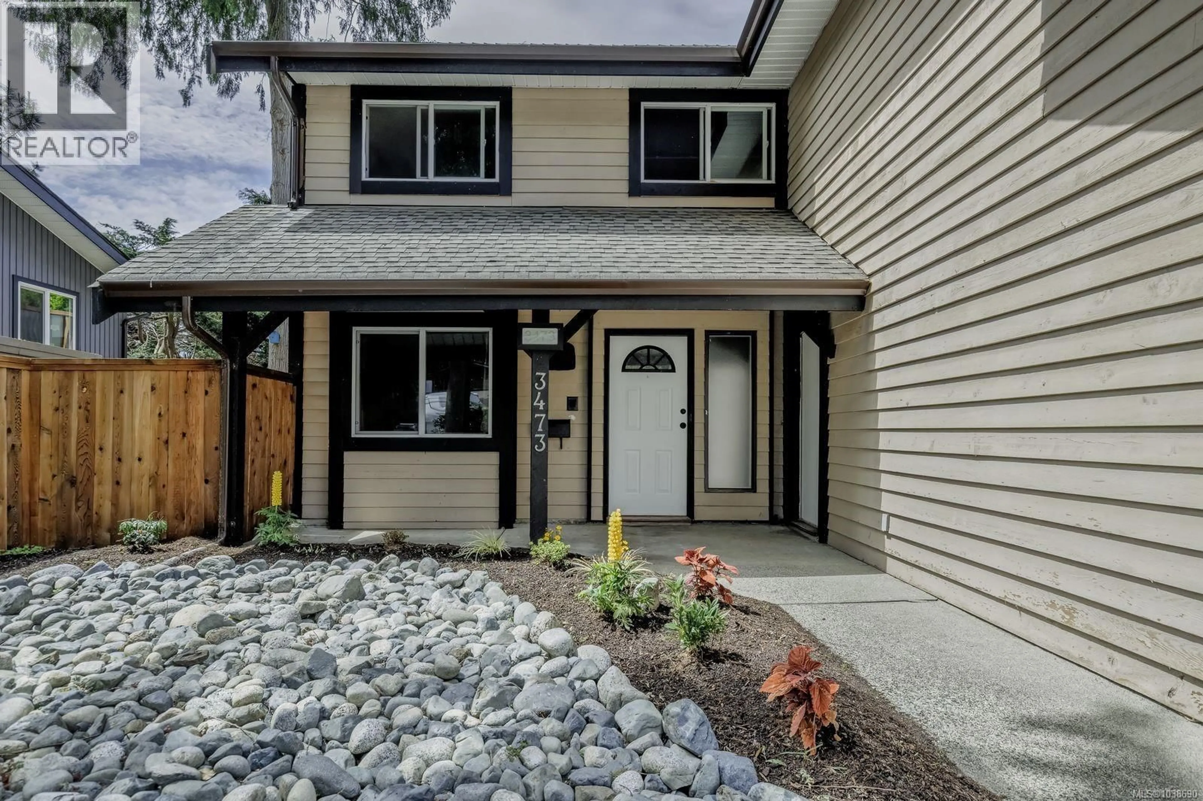 Home with vinyl exterior material, street for 3473 LITTLEFORD ROAD, Nanaimo British Columbia V9T4R4