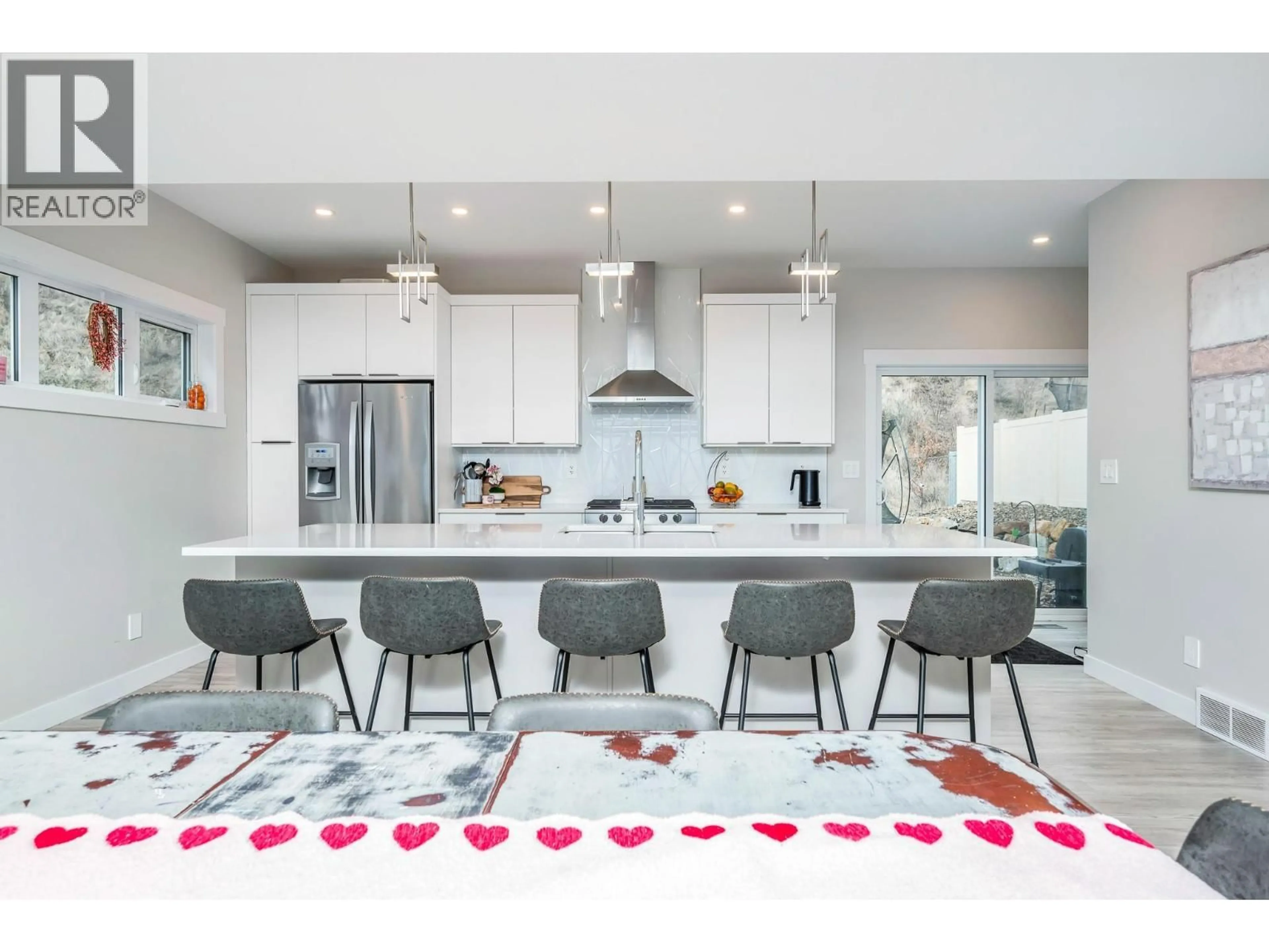 Open concept kitchen, ceramic/tile floor for 5119 TURTLE POND PLACE, Vernon British Columbia V1T9Y2