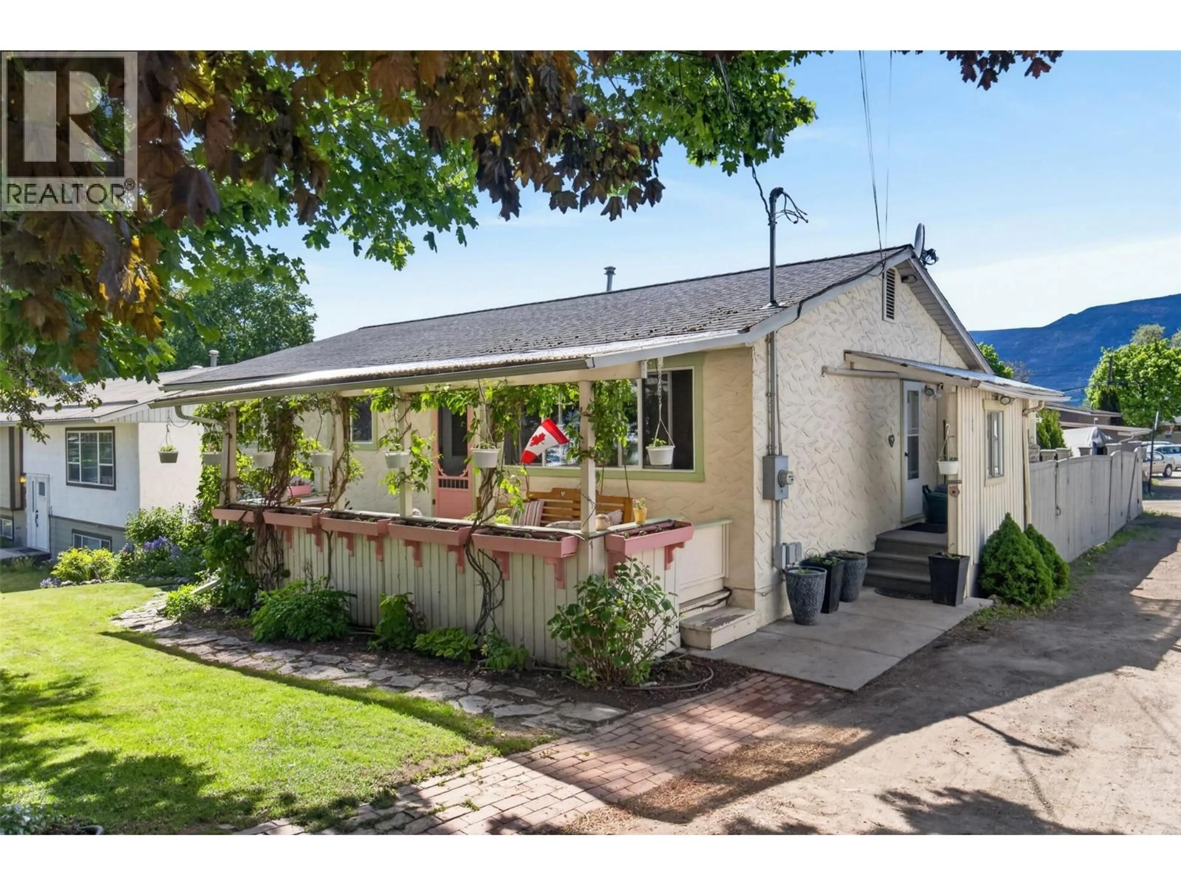A pic from outside/outdoor area/front of a property/back of a property/a pic from drone, street for 361 2 STREET SOUTHEAST, Salmon Arm British Columbia V1E4H2