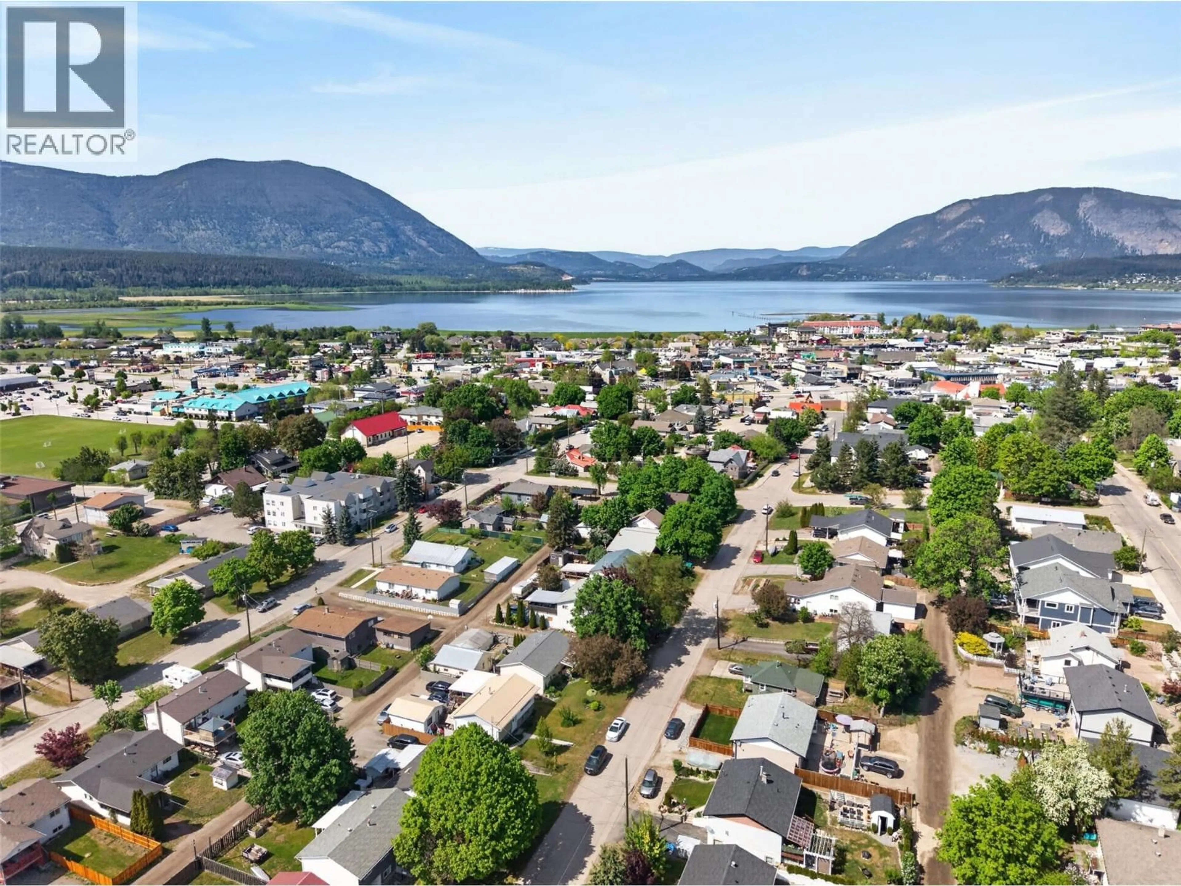 A pic from outside/outdoor area/front of a property/back of a property/a pic from drone, water/lake/river/ocean view for 361 2 STREET SOUTHEAST, Salmon Arm British Columbia V1E4H2