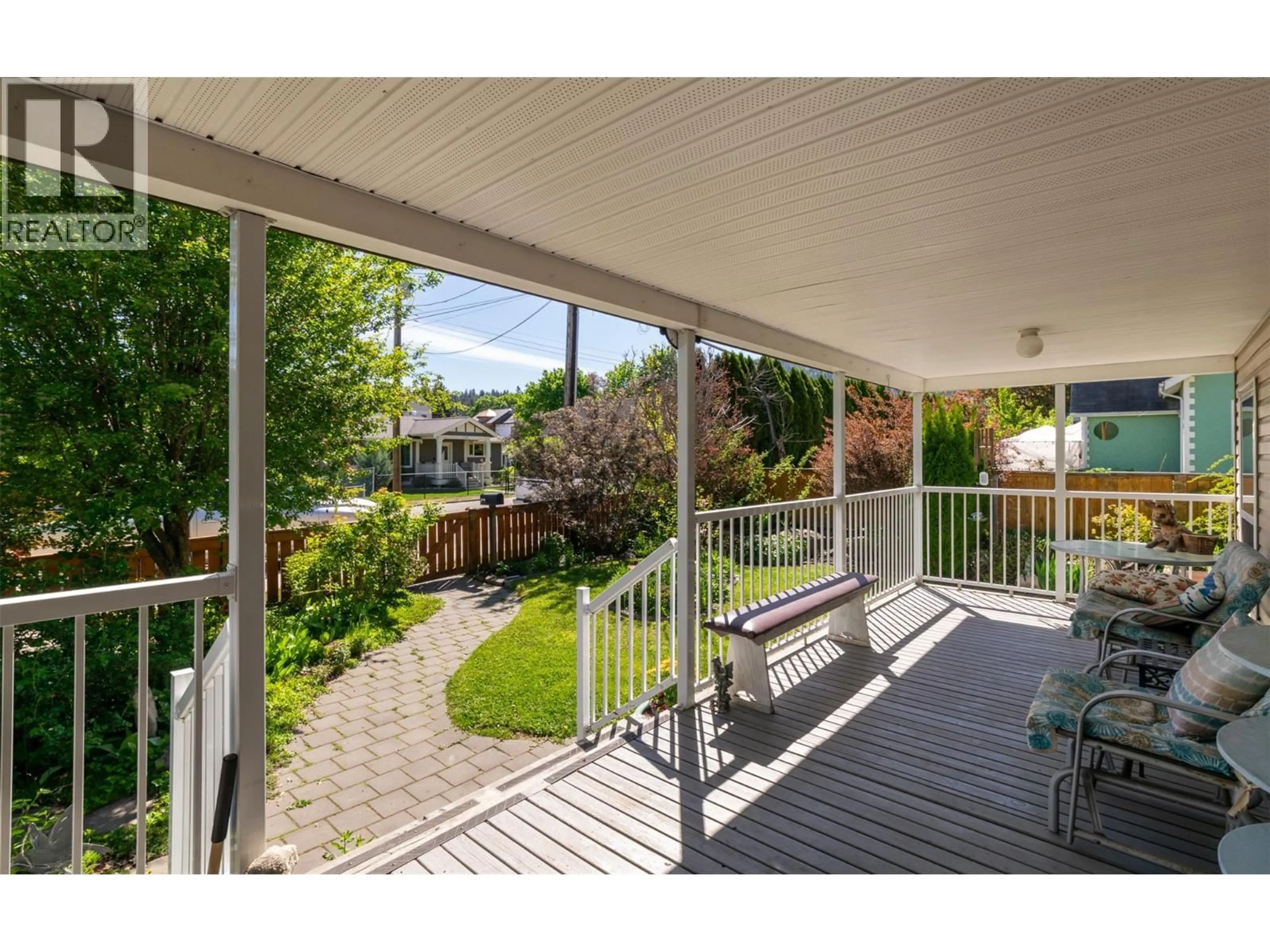 Patio, unknown for 111 1 STREET SOUTHEAST, Salmon Arm British Columbia V1E4H6
