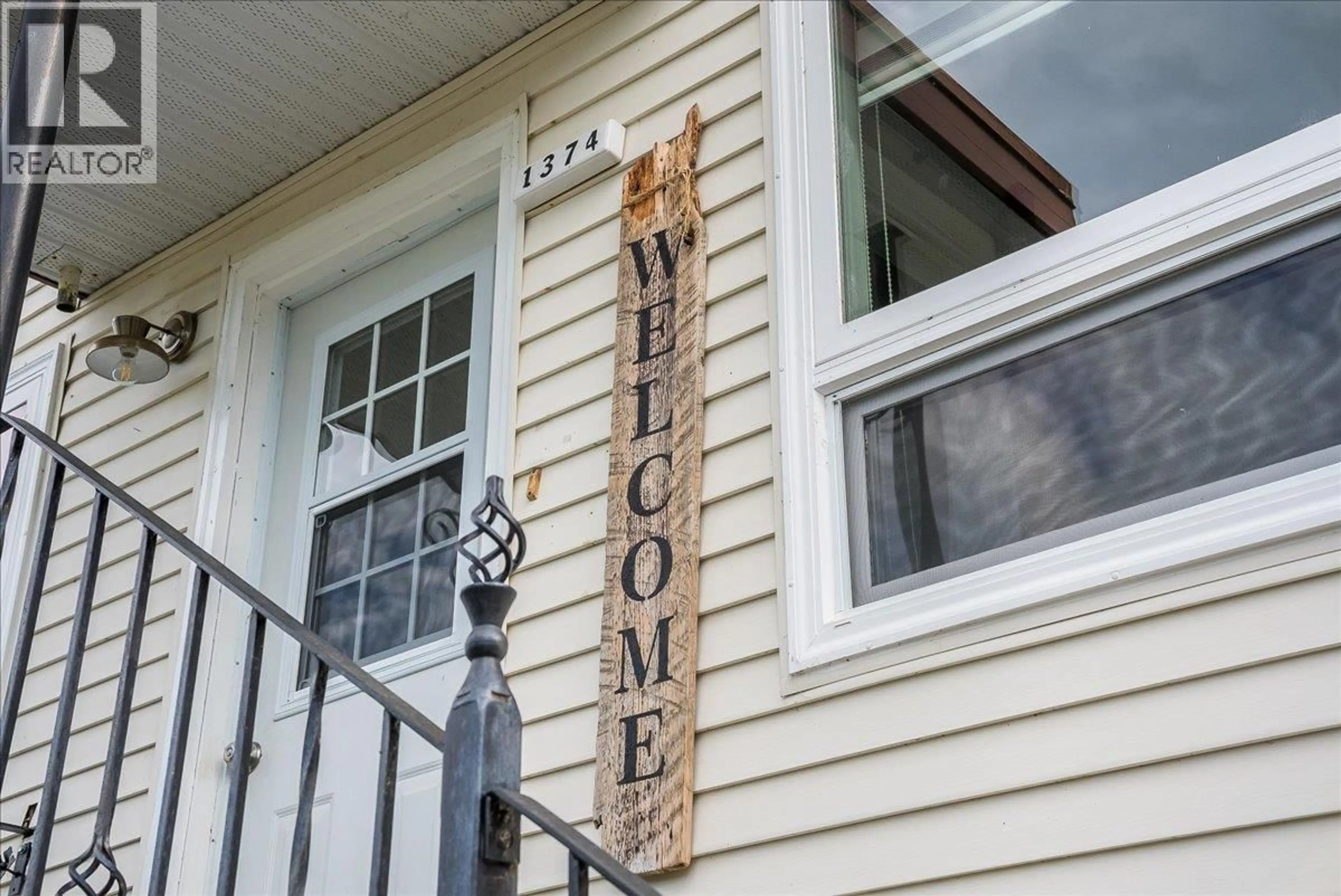 Unknown for 1374 MOUNTAIN STREET, Trail British Columbia V1R3G5