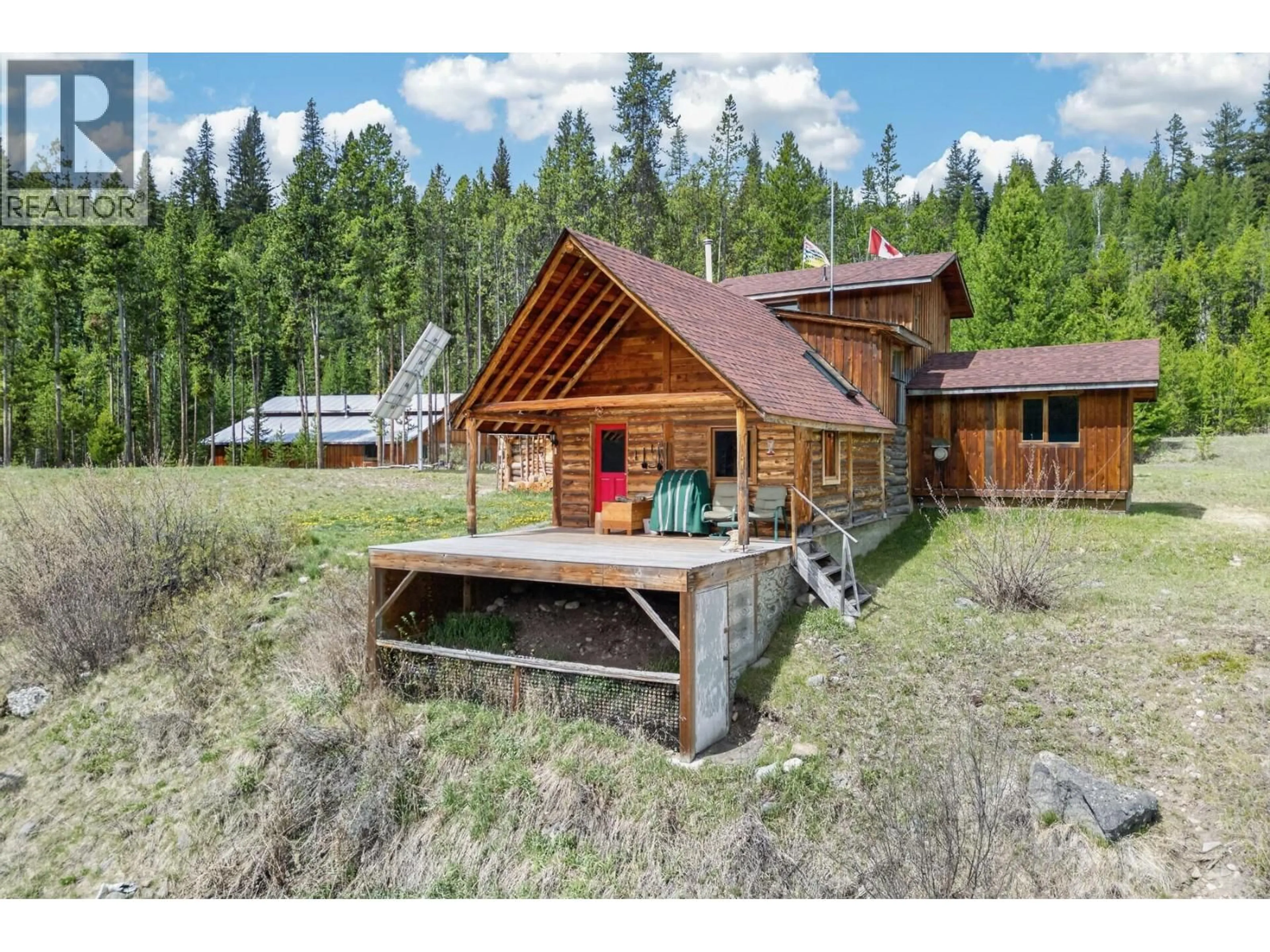 A pic from outside/outdoor area/front of a property/back of a property/a pic from drone, mountain view for 5000 STARSHINE WAY, Merritt British Columbia V1K1B8