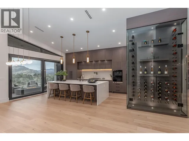 18657 MCKENZIE COURT, Summerland 4
