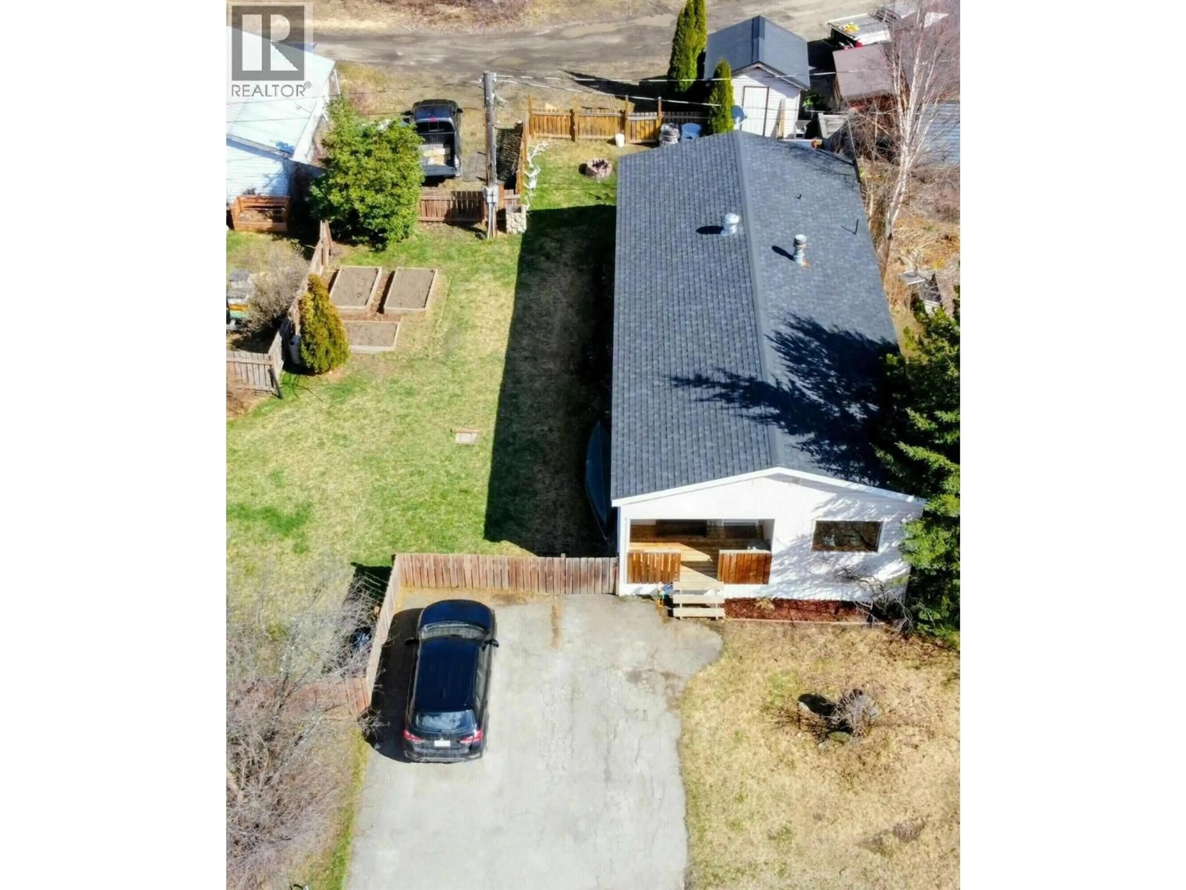 A pic from outside/outdoor area/front of a property/back of a property/a pic from drone, street for 9773 STEPHENSON ROAD, Fernie British Columbia V0B1M5