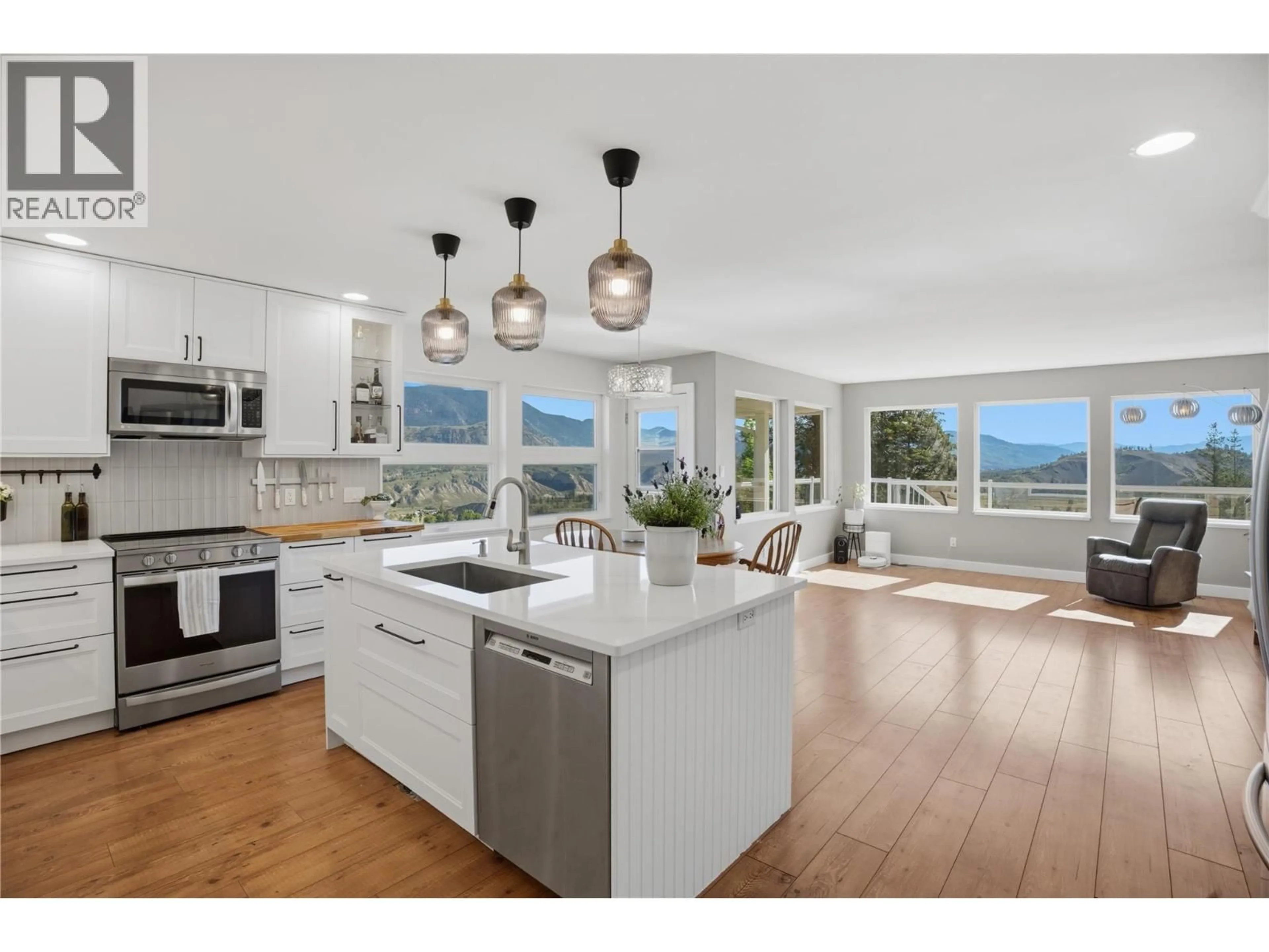 Unknown for 4724 UPLANDS DRIVE, Kamloops British Columbia V2C6S9