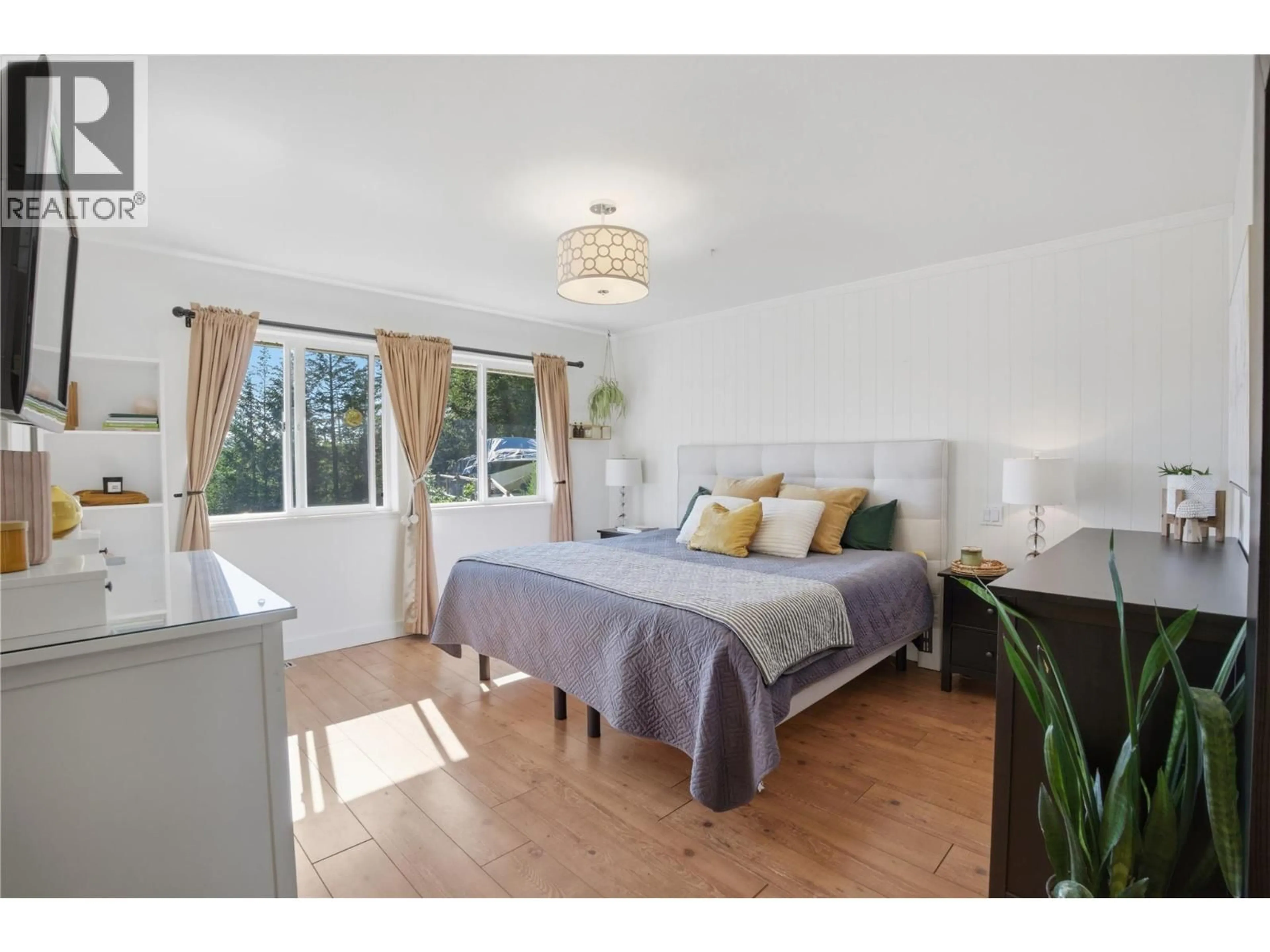 Unknown for 4724 UPLANDS DRIVE, Kamloops British Columbia V2C6S9
