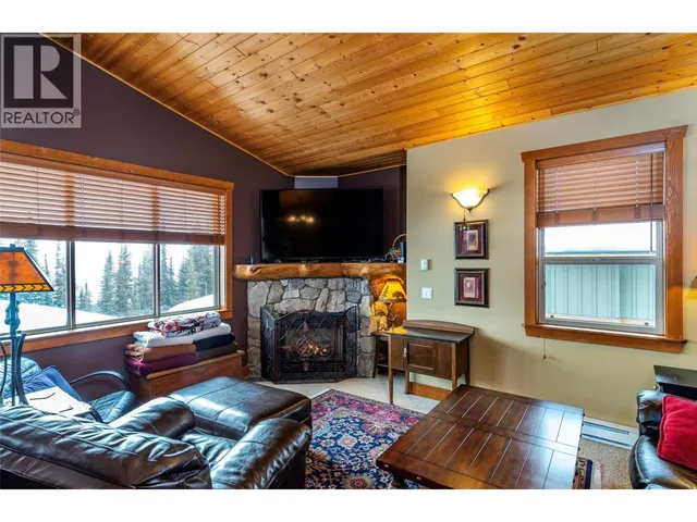 12 - 5940 SNOWPINES WAY, Big White 3